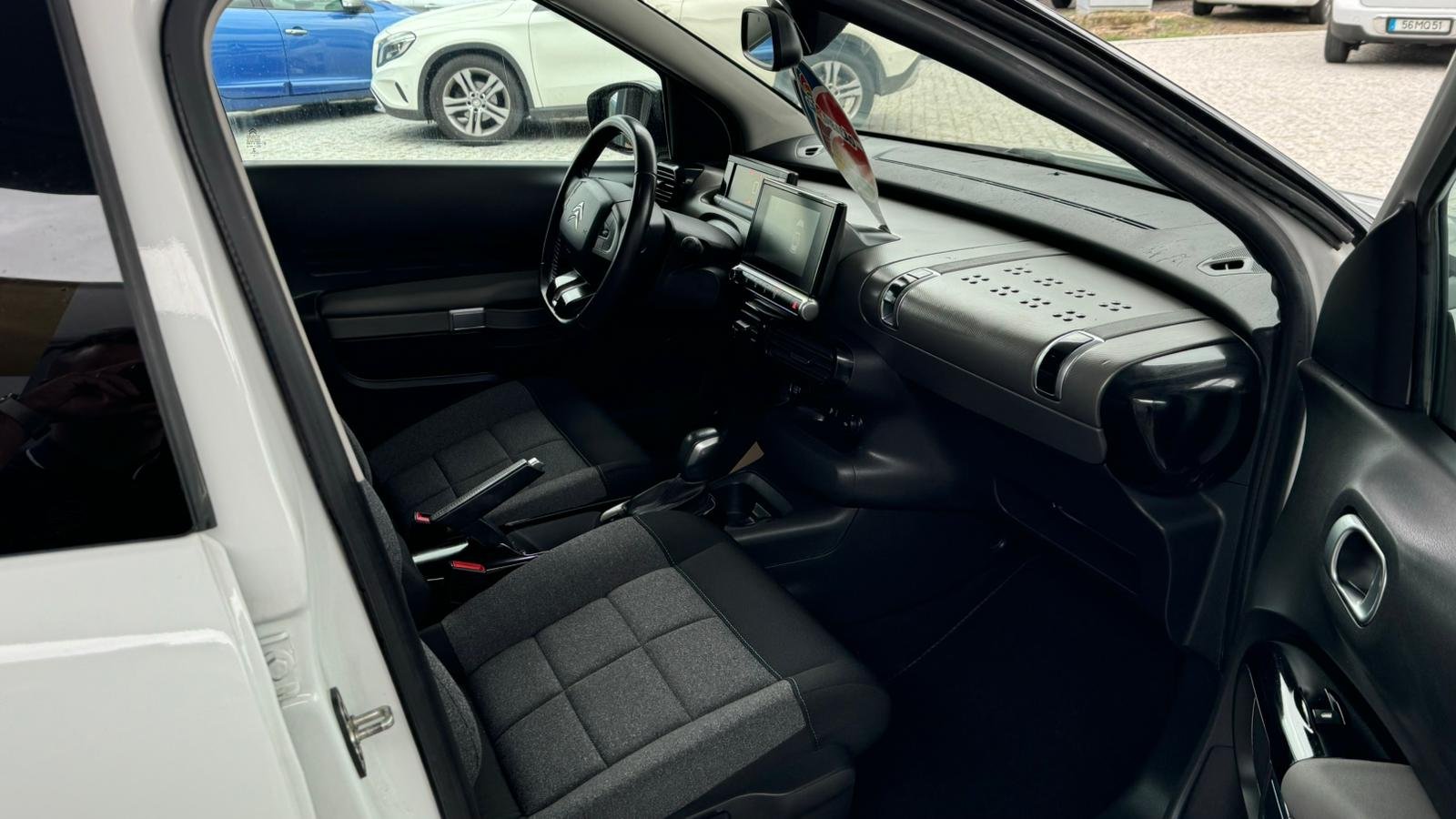 
								Citroën C4 Cactus 1.5 BlueHDi 120cv full									