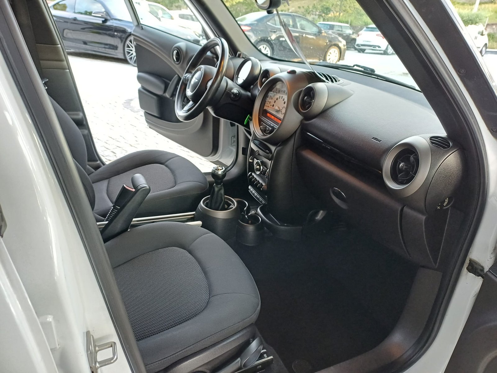 
								Mini One D Countryman 1.6D 90cv full									