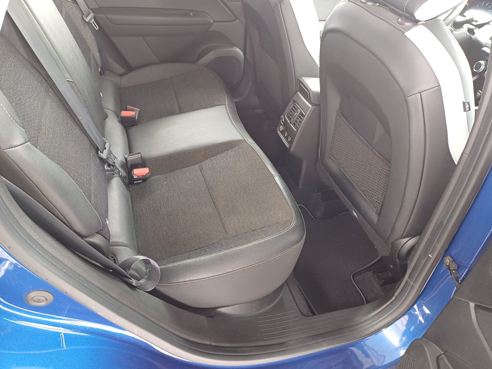 
								Renault Captur 1.0 TCE 90cv full									