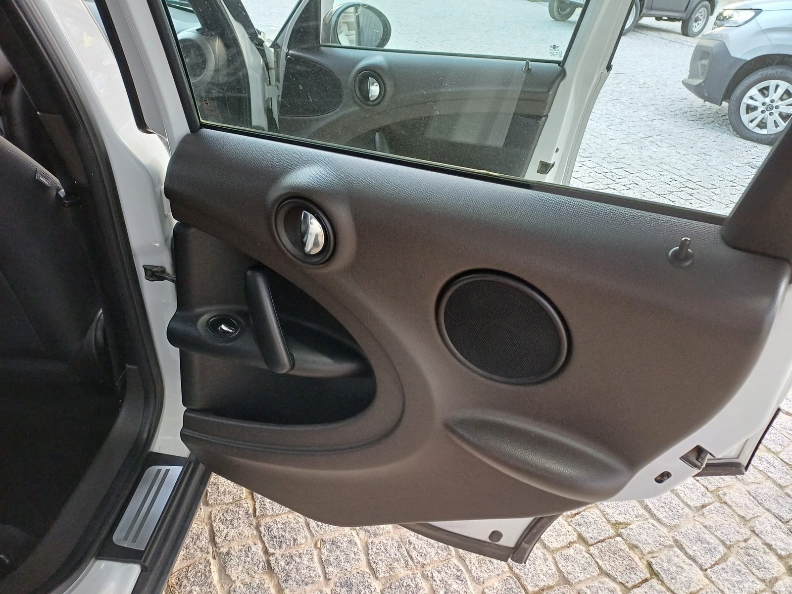 
								Mini One D Countryman 1.6D 90cv full									