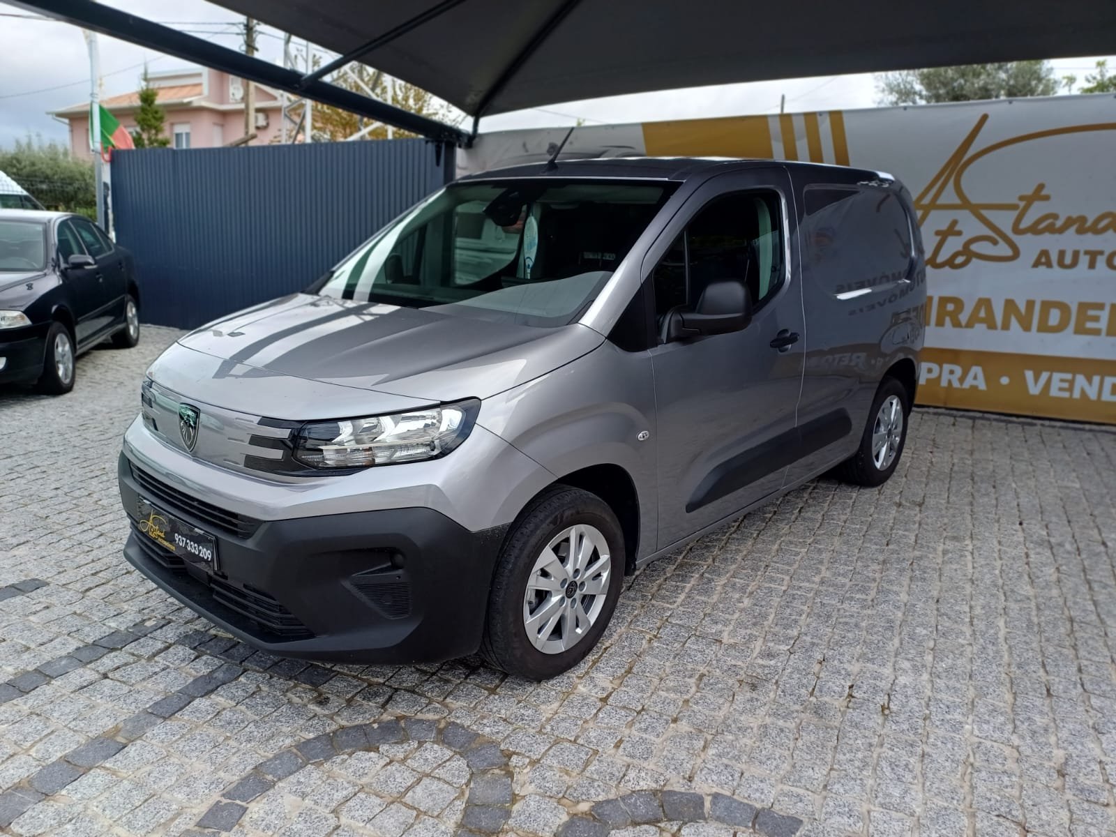 
								Peugeot Partner 1.5 blue hdi full									