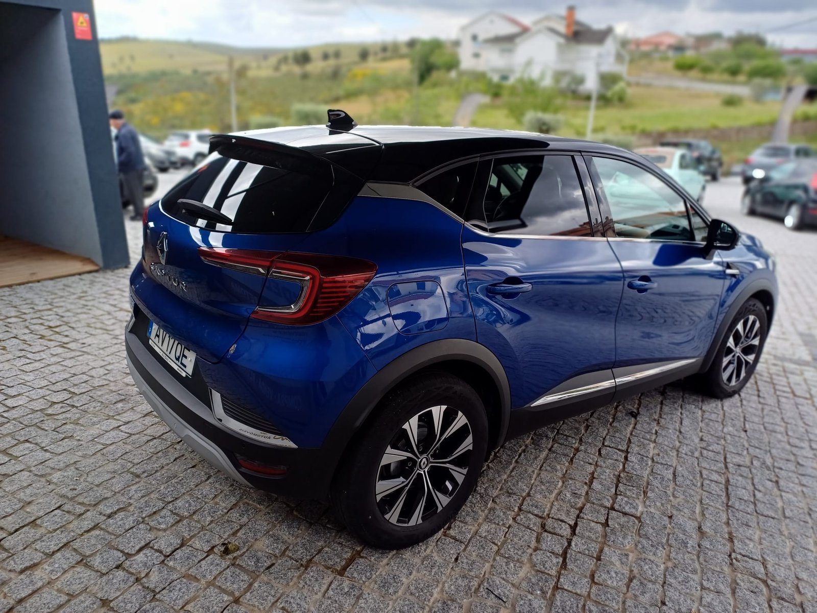 
								Renault Captur 1.0 TCE 90cv full									