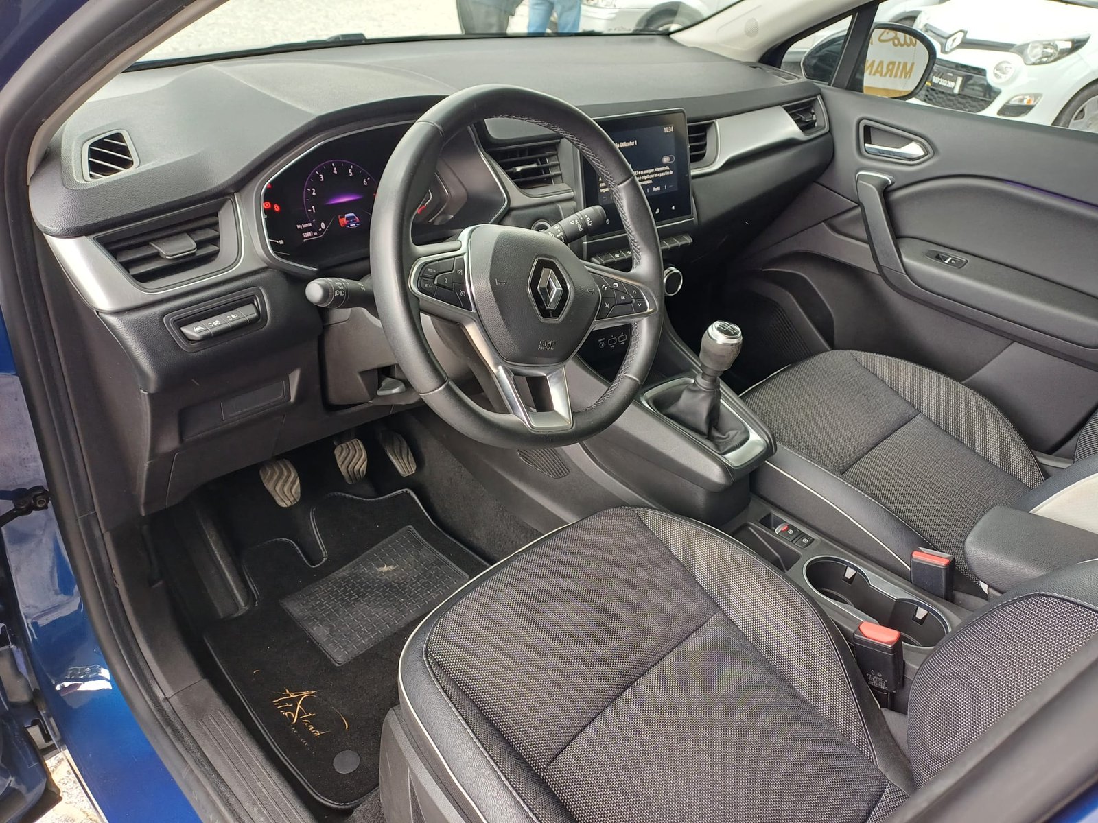 
								Renault Captur 1.0 TCE 90cv full									