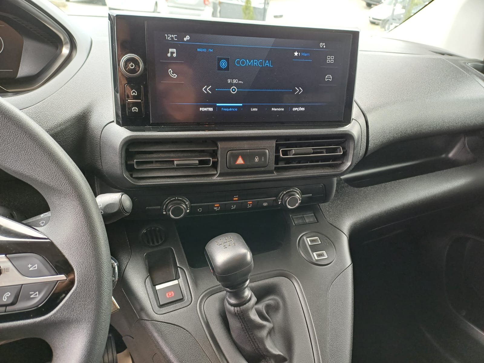 
								Peugeot Partner 1.5 blue hdi full									