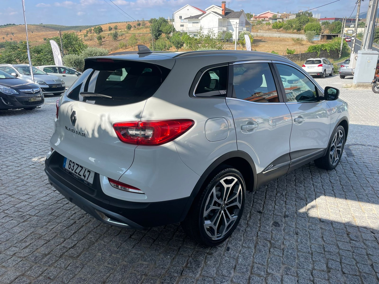 
								Renault Kadjar full									