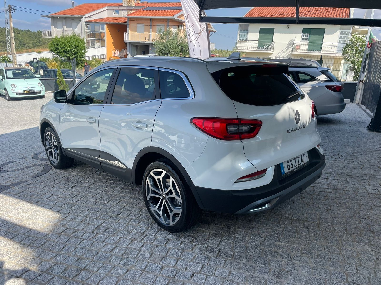 
								Renault Kadjar full									