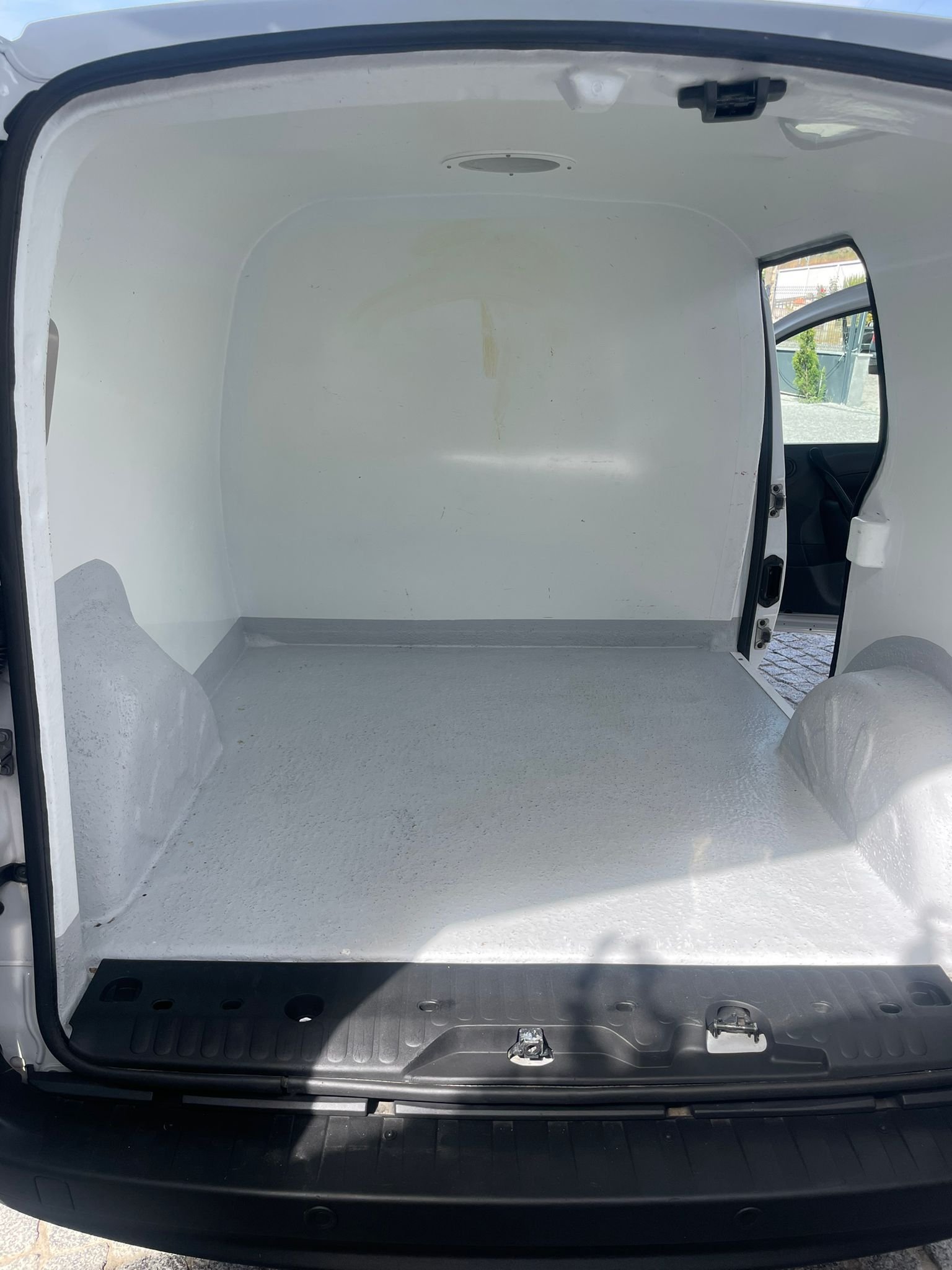 
								Renault Kangoo 2018 full									