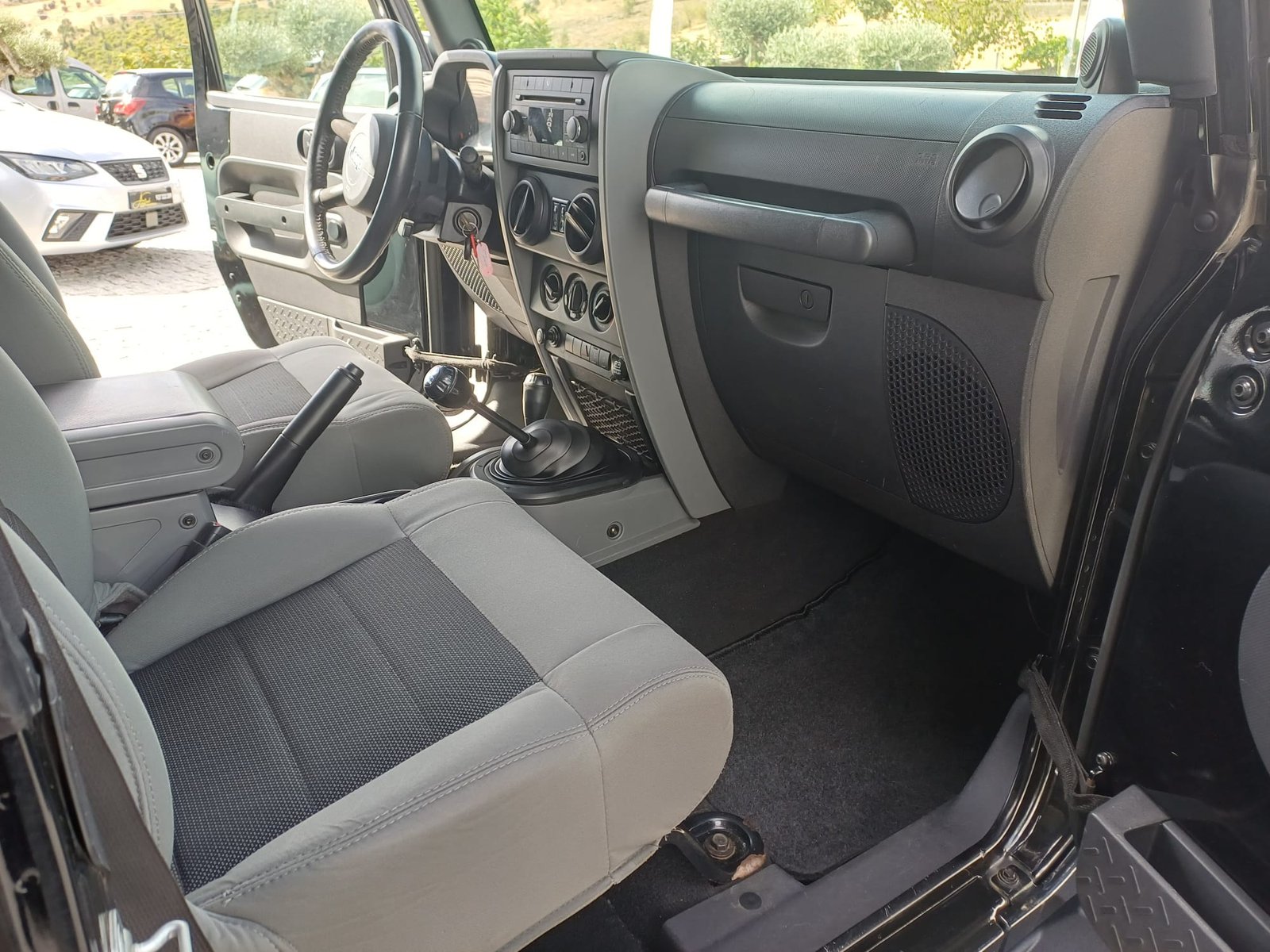 
								JEEP WRANGLER 2.8 CRD 177CV full									