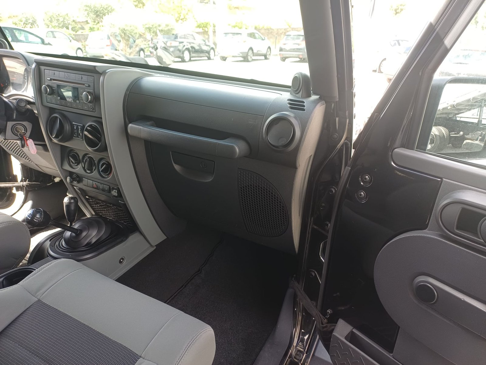 
								JEEP WRANGLER 2.8 CRD 177CV full									