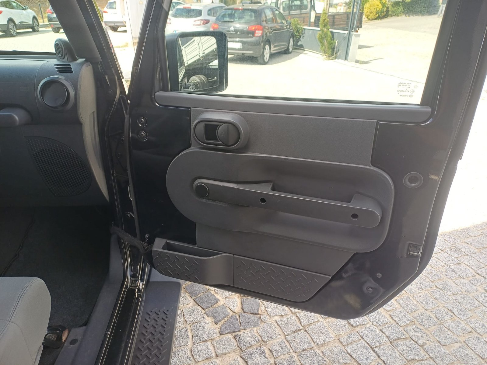 
								JEEP WRANGLER 2.8 CRD 177CV full									