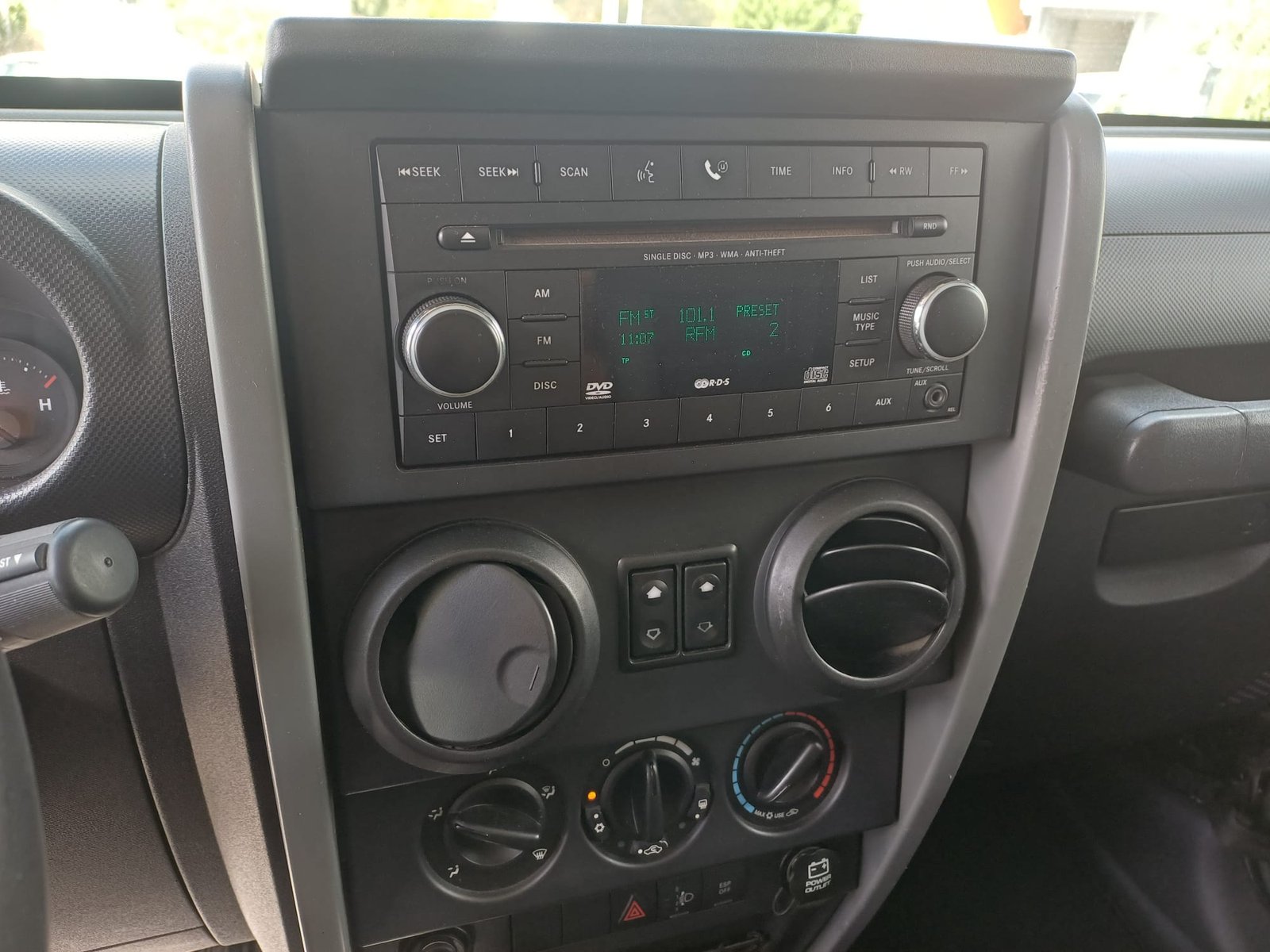 
								JEEP WRANGLER 2.8 CRD 177CV full									