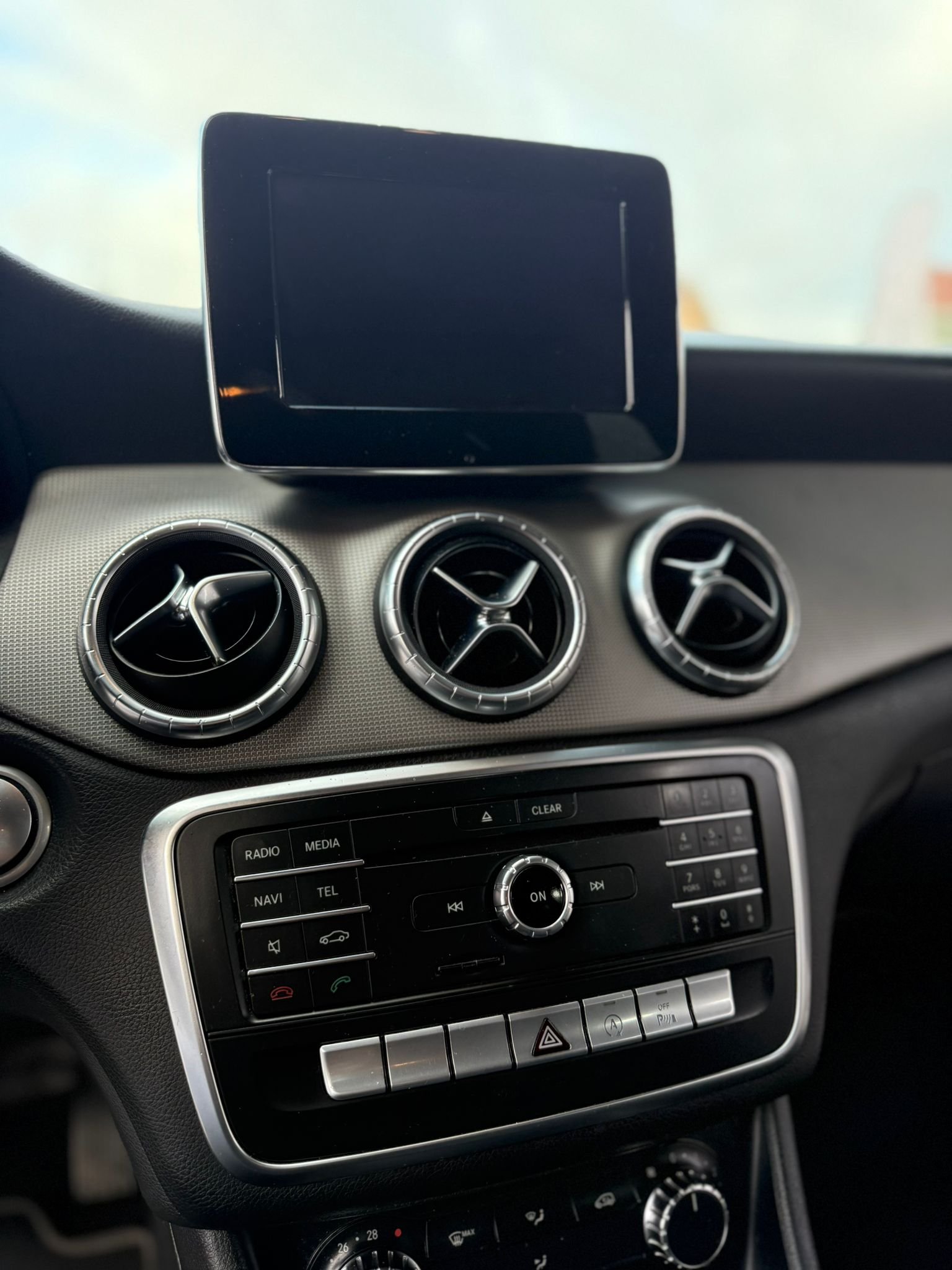 
								MERCEDES – BENZ CLA SHOOTING 180 2018 completo									