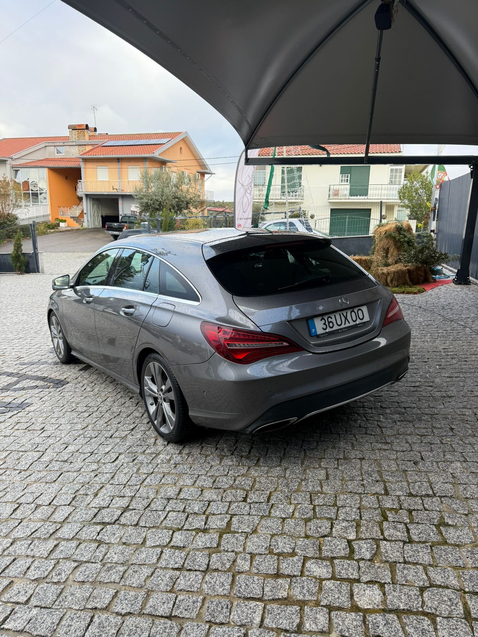 
								MERCEDES – BENZ CLA SHOOTING 180 2018 completo									