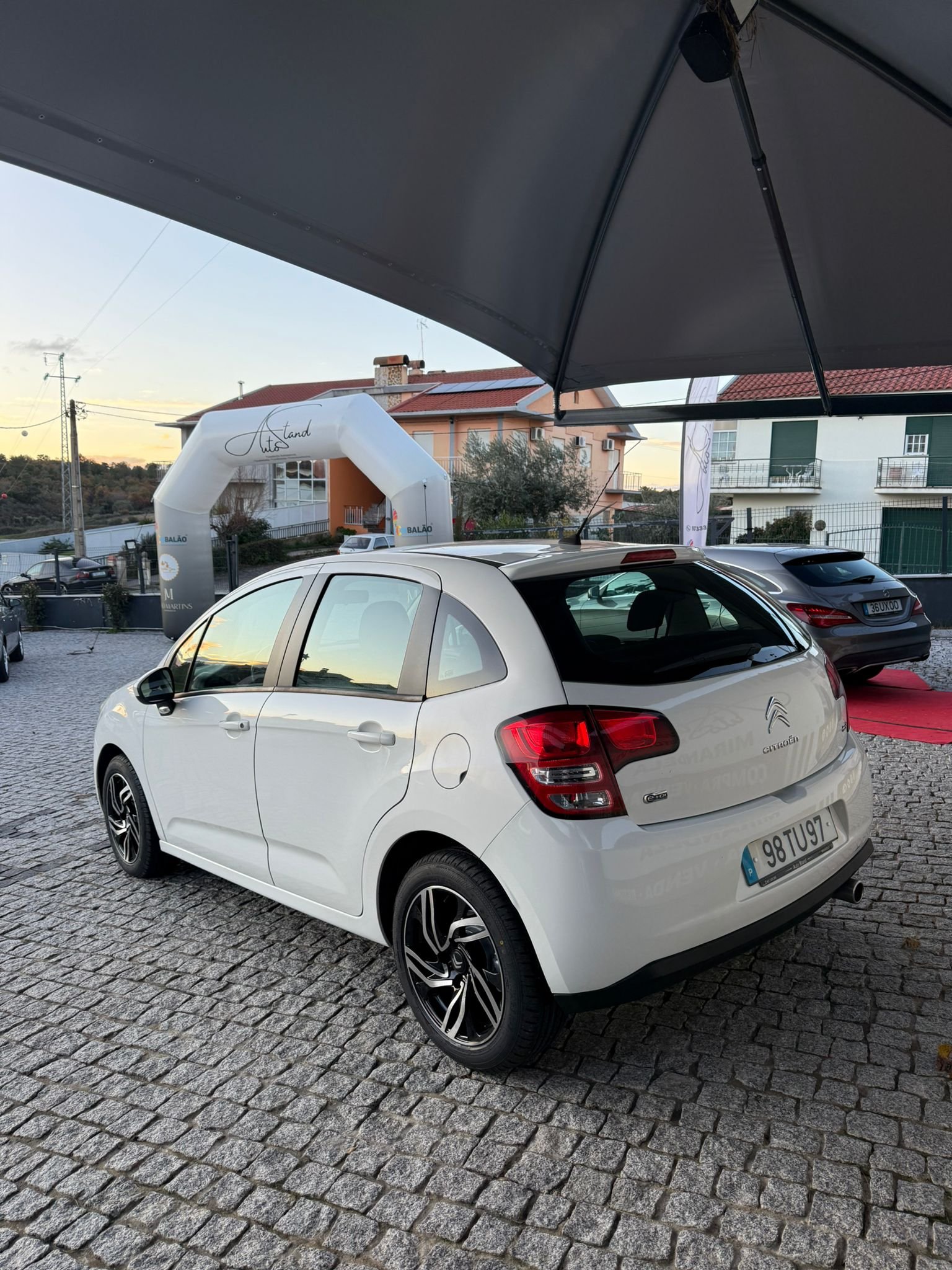 
								CITROEN C3 2012 completo									