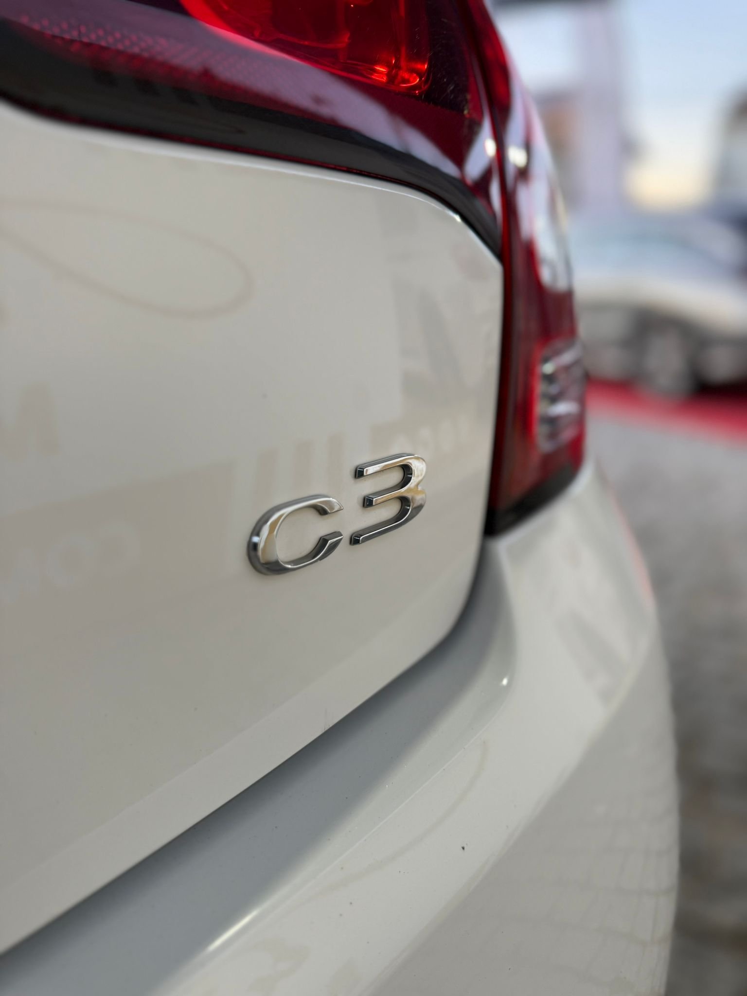 
								CITROEN C3 2012 completo									