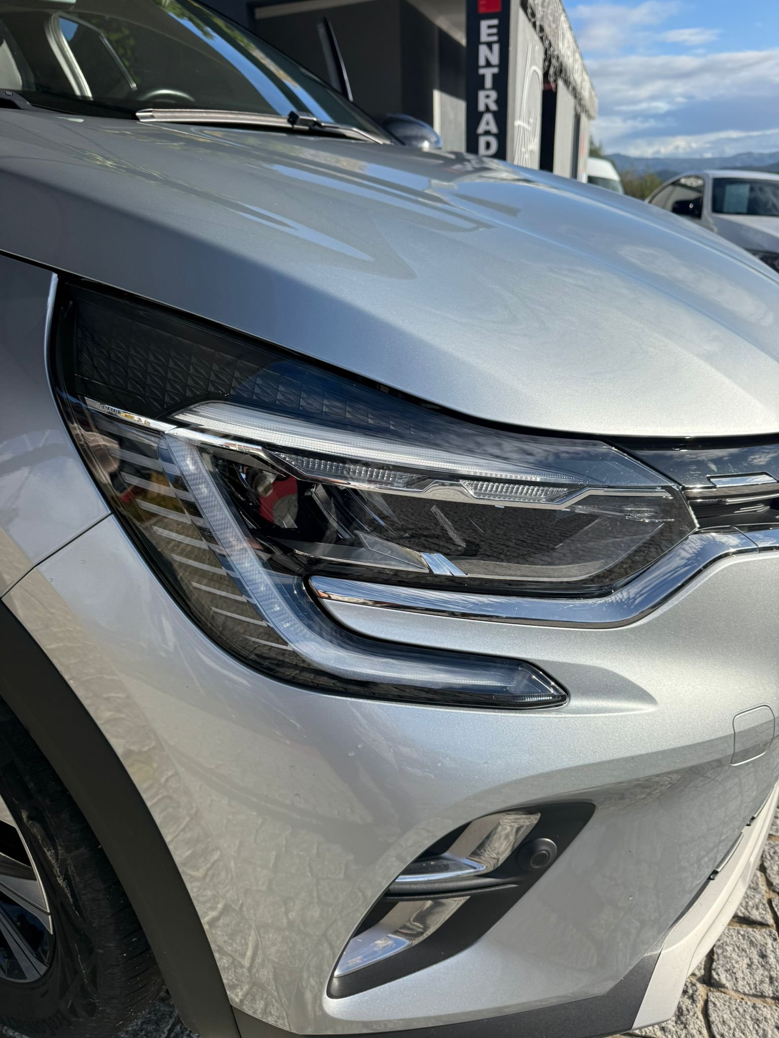 
								RENAULT CAPTUR 1.0 TCE 2023 completo									