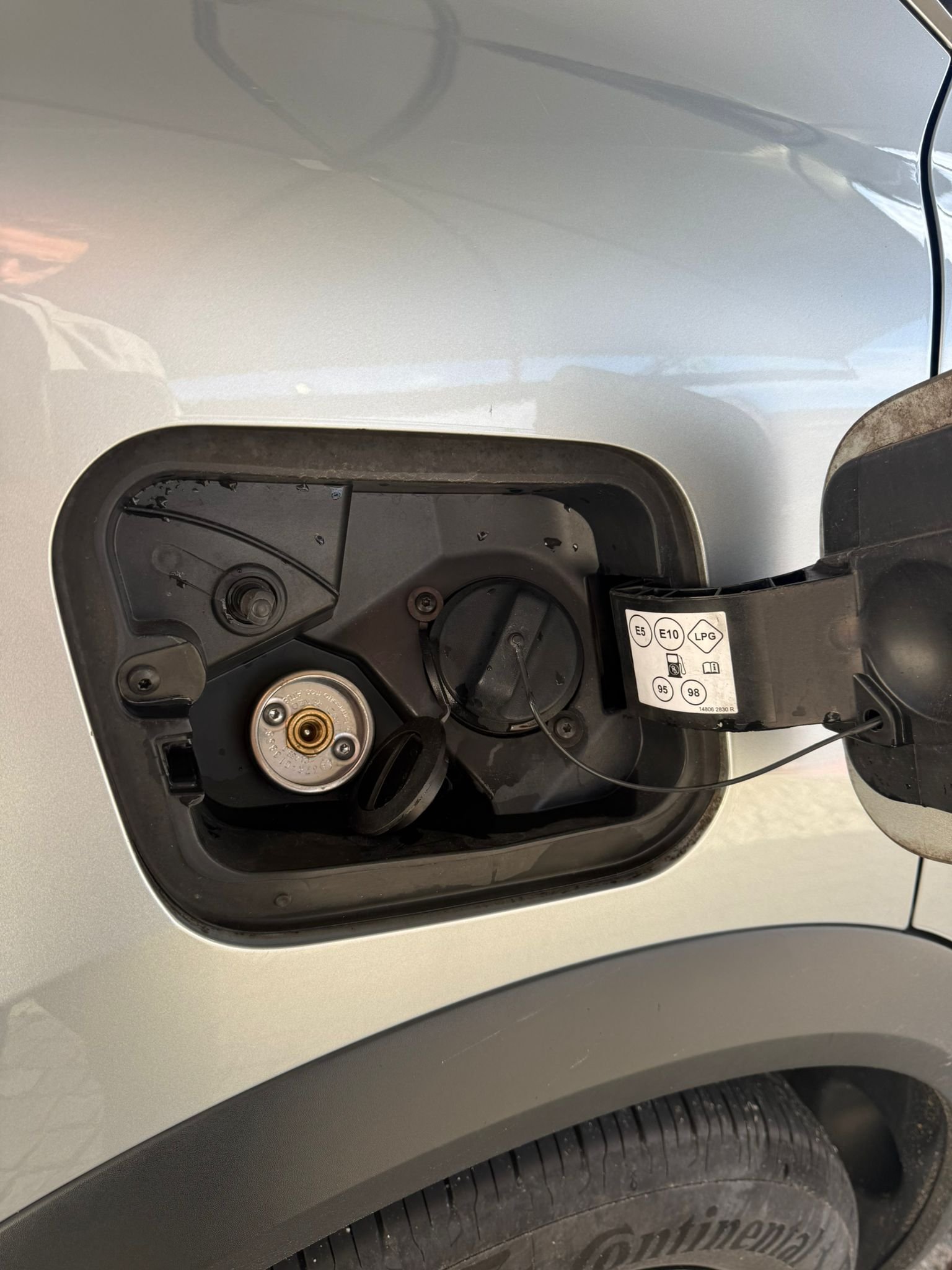 
								RENAULT CAPTUR 1.0 TCE 2023 completo									