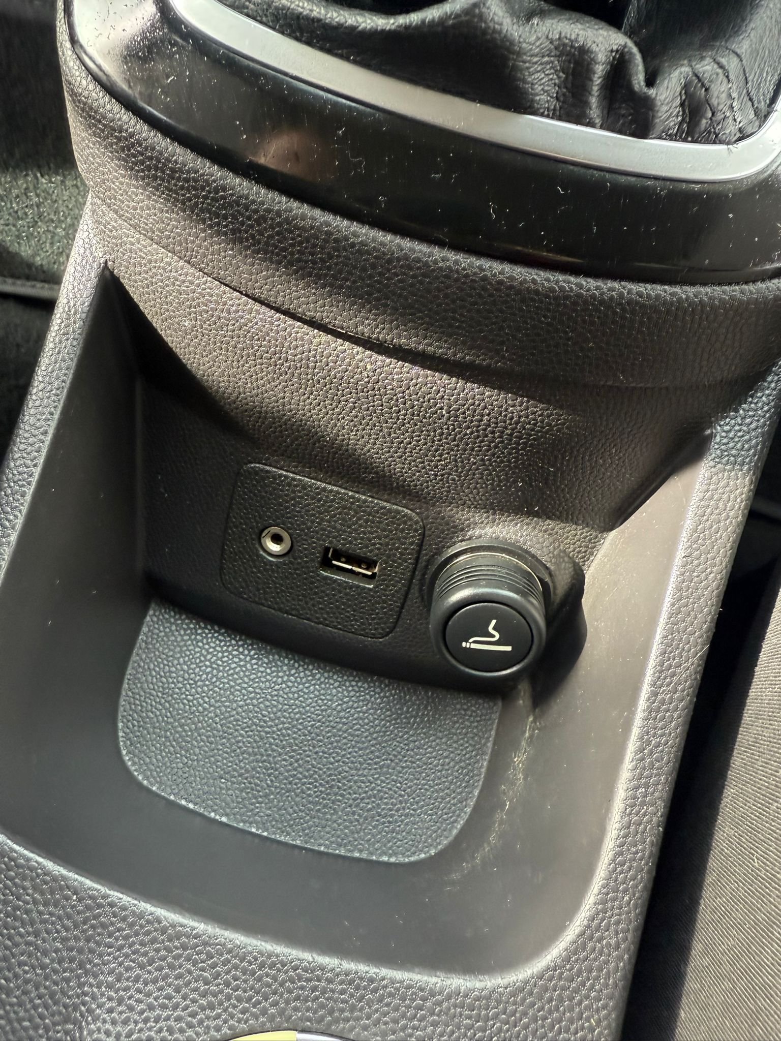 
								FORD FIESTA 1.0 TI – VCT TREND completo									