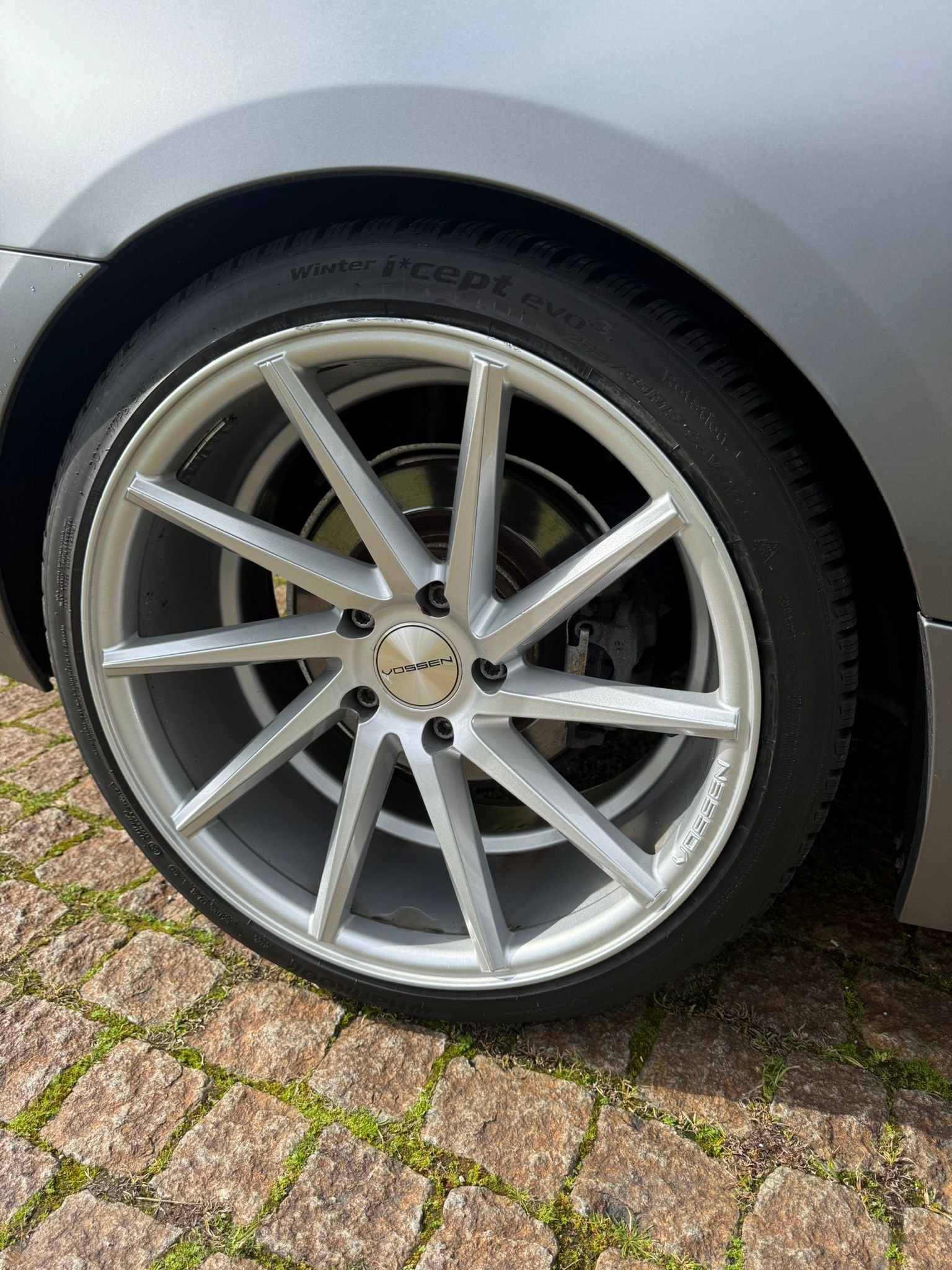 
								BMW 320 COUPE PACK M LCI 2012 completo									