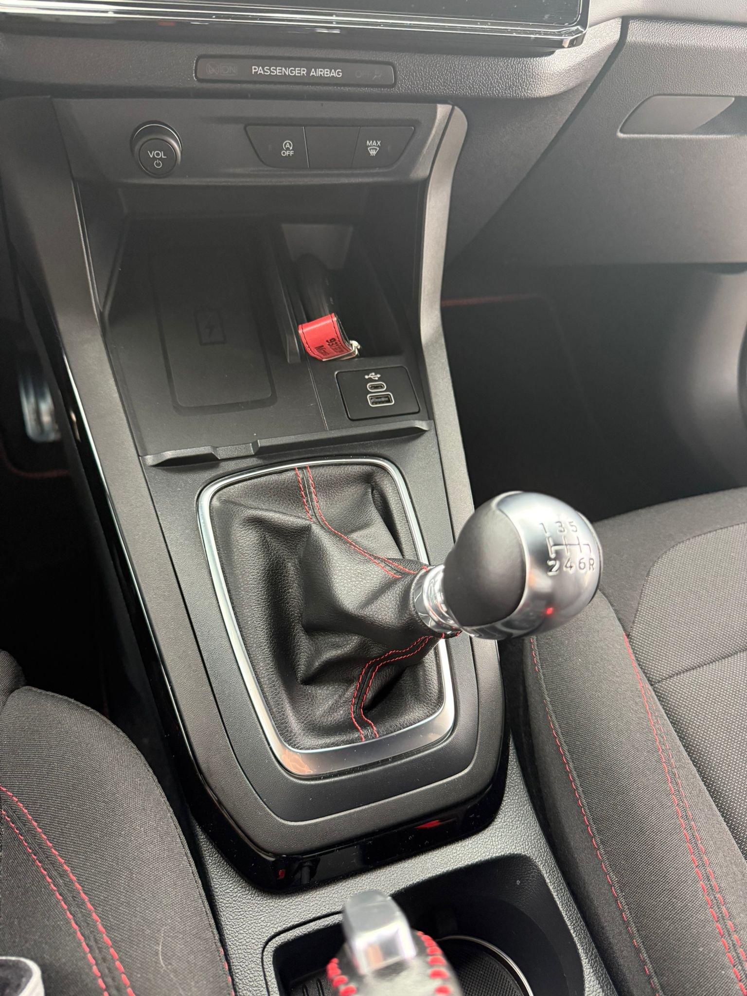 
								FORD PUMA 2024 completo									