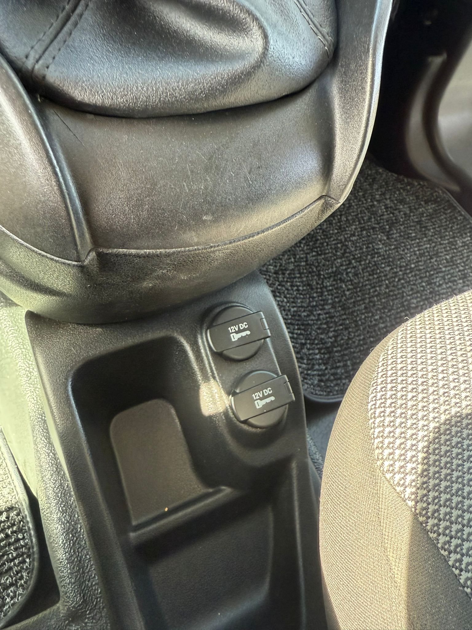 
								FIAT DOBLO 2017 completo									