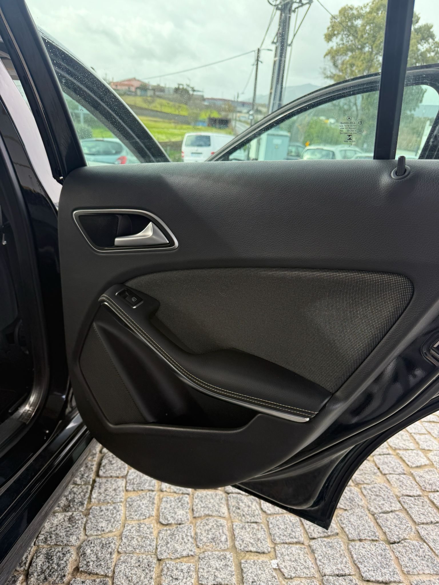 
								MERCEDES – BENZ A180 CDI 2014 completo									