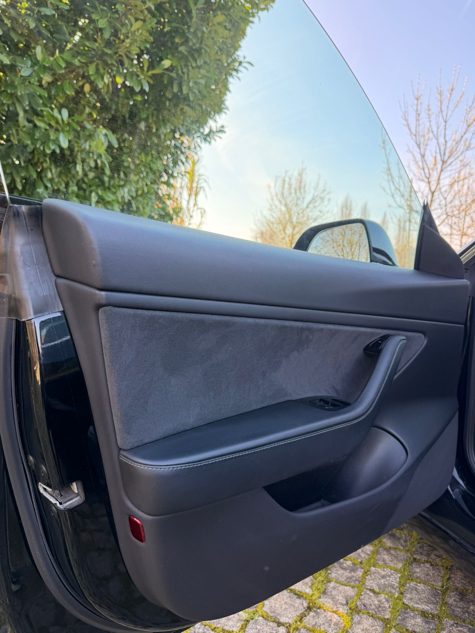 
								TESLA MODEL 3 LONG RANGE 2019 completo									