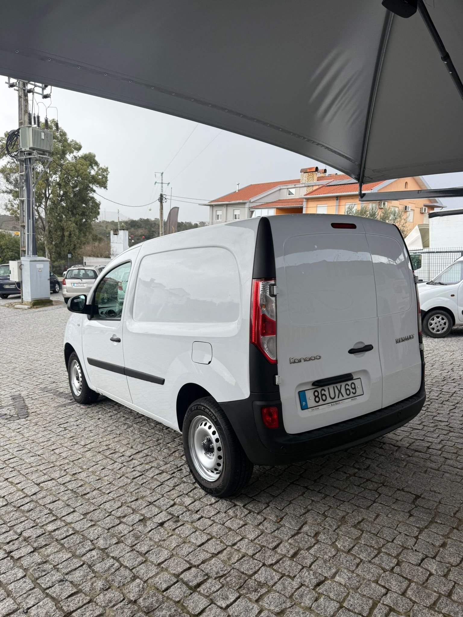 
								kangoo 2018 completo									