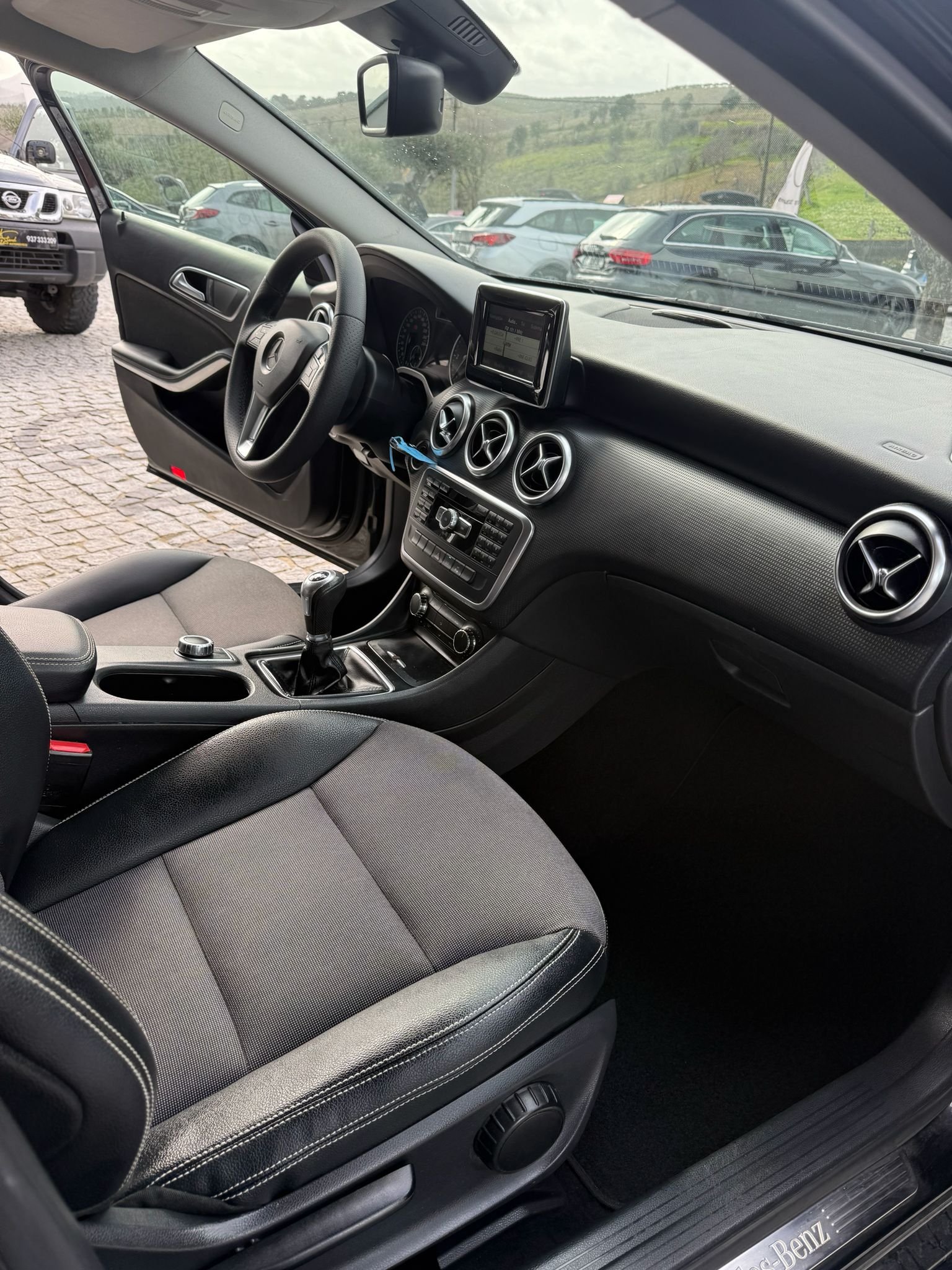 
								MERCEDES – BENZ A180 CDI 2014 completo									