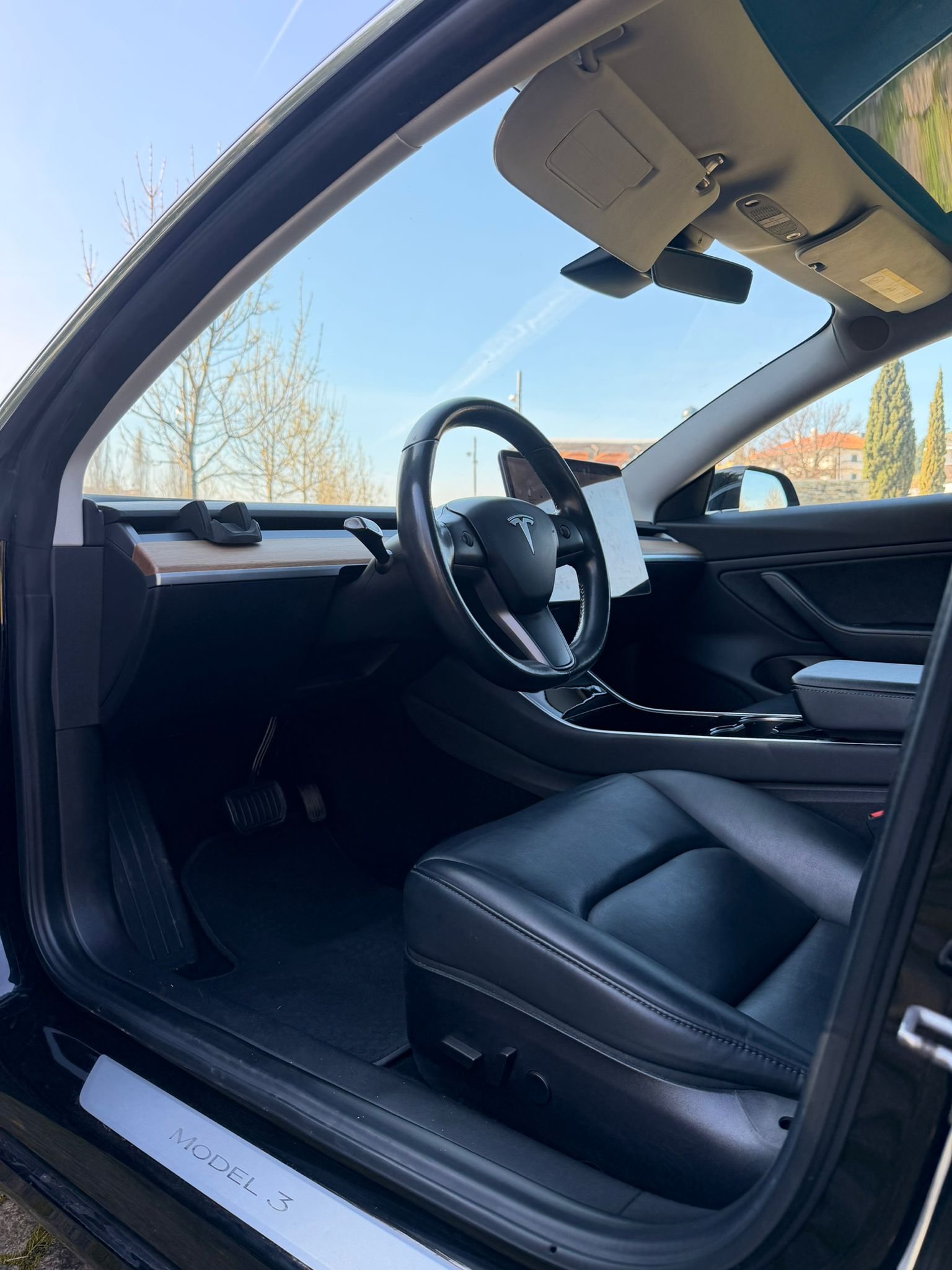 
								TESLA MODEL 3 LONG RANGE 2019 completo									