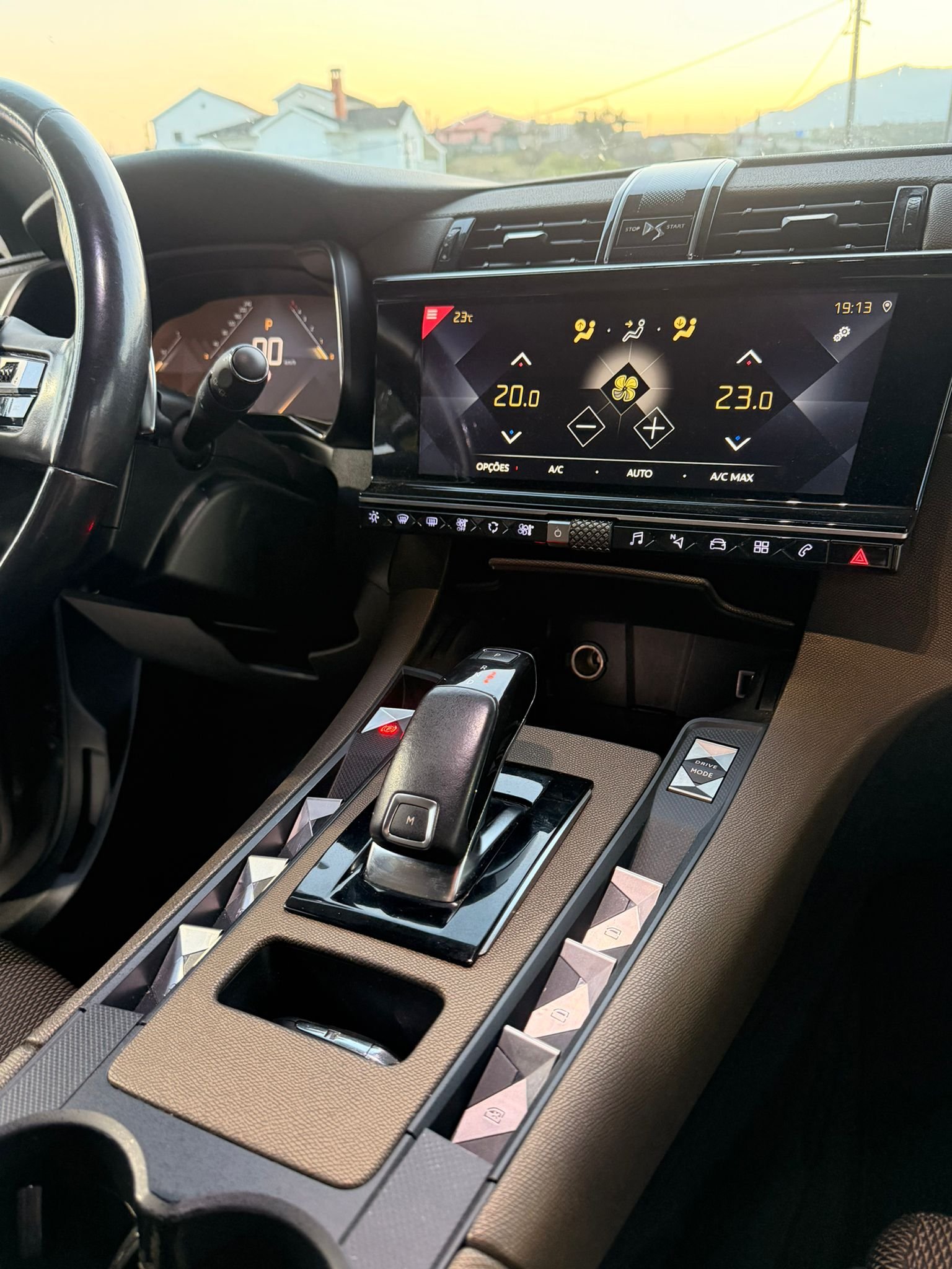 
								DS7 CROSSBACK 2018 completo									