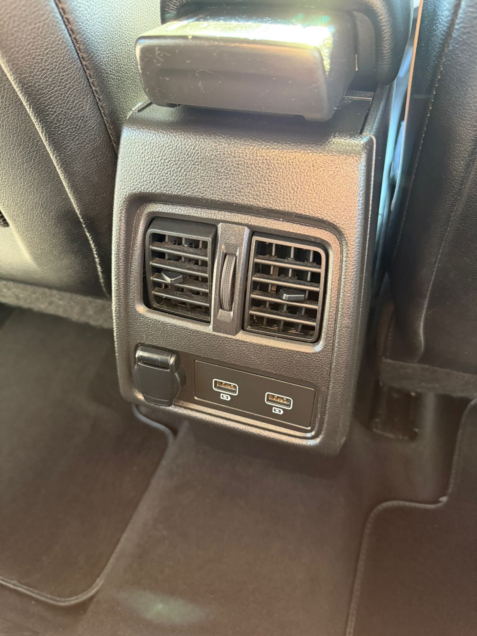 
								RENAULT CAPTUR 2020 E – TECH PLUG – IN HYBRID completo									