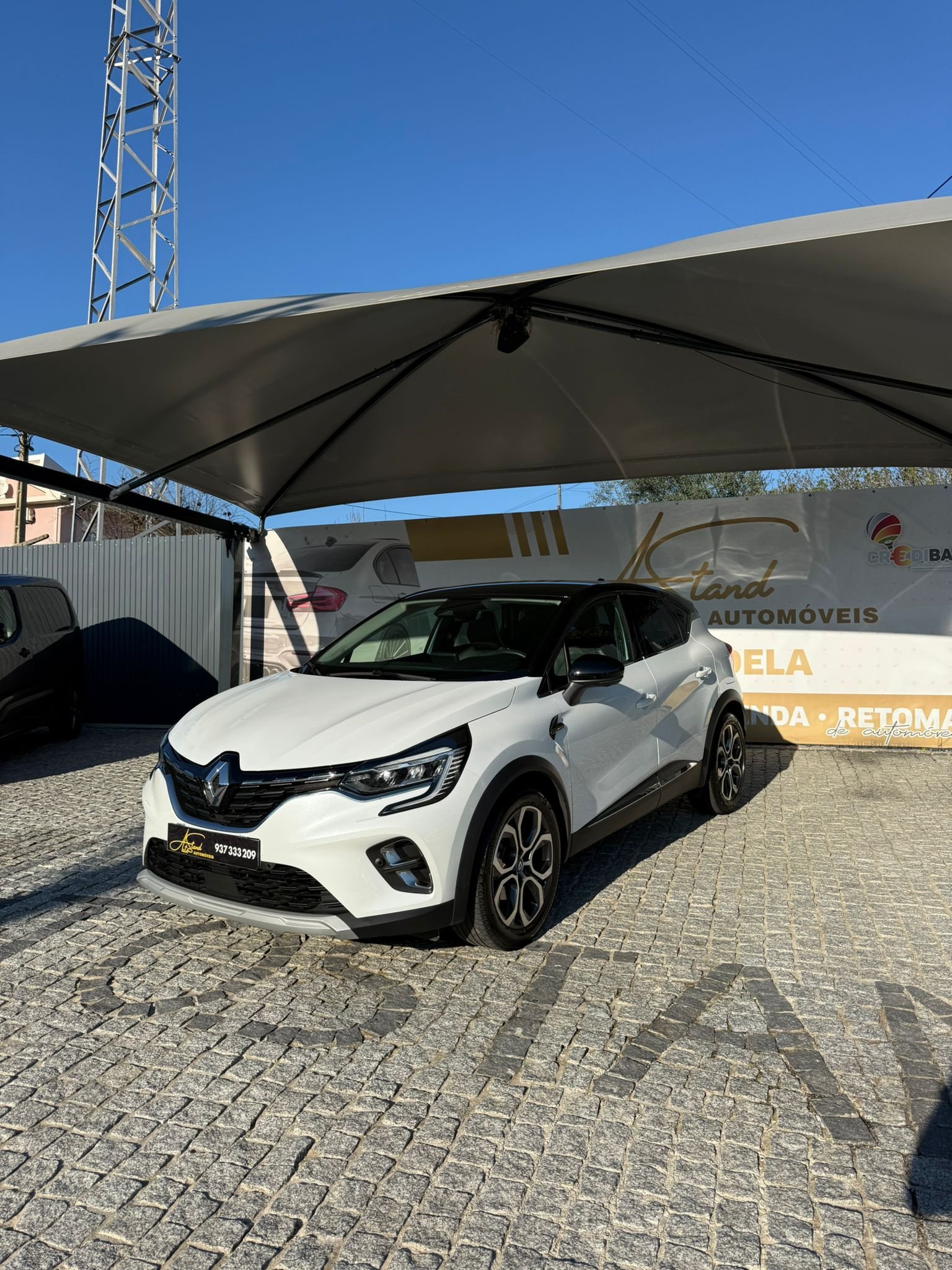 
								RENAULT CAPTUR 2020 E – TECH PLUG – IN HYBRID completo									