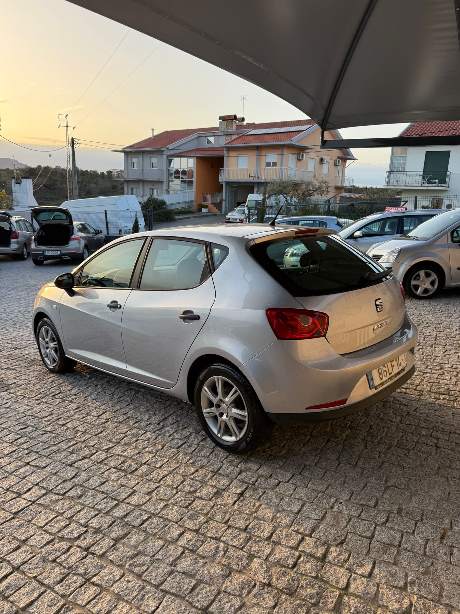 
								SEAT IBIZA 6J 2011 completo									