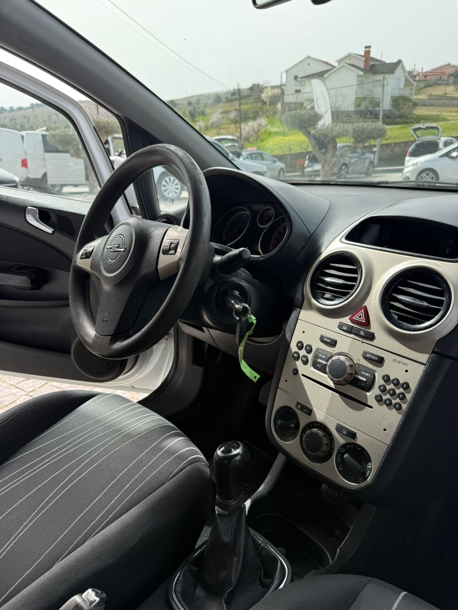 
								OPEL CORSA D completo									