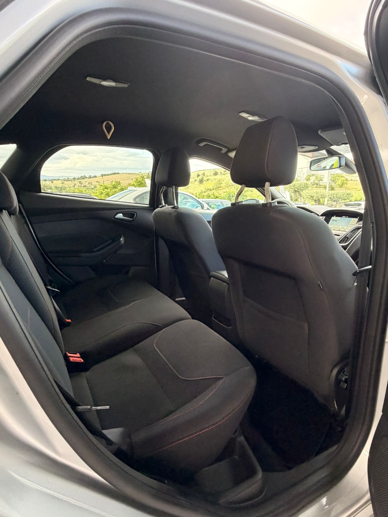 
								FORD FOCUS ST line 2018 completo									