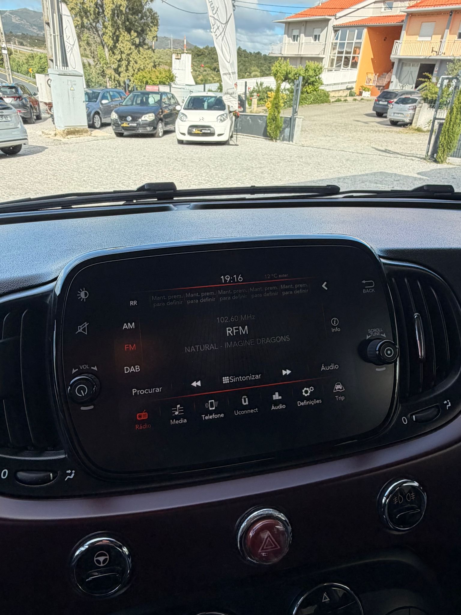 
								FIAT 500 HYBRID 2020 completo									