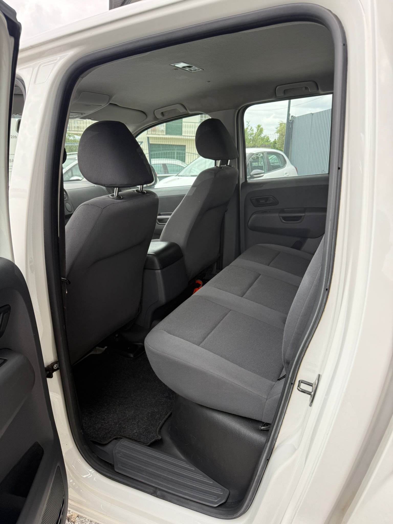 
								VW AMAROK 4X4 2016 completo									