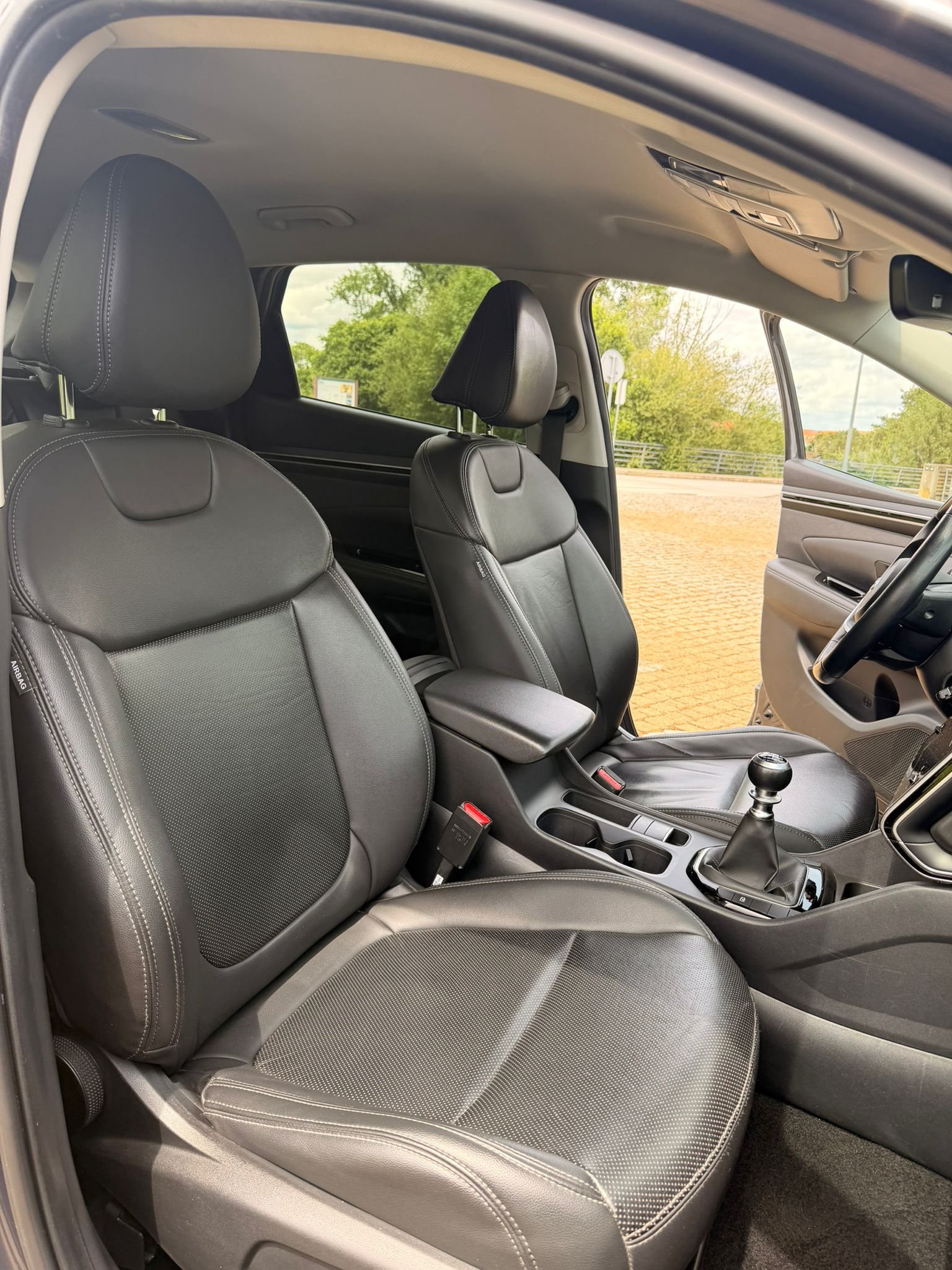 
								HYUNDAI TUCSON 2022 completo									