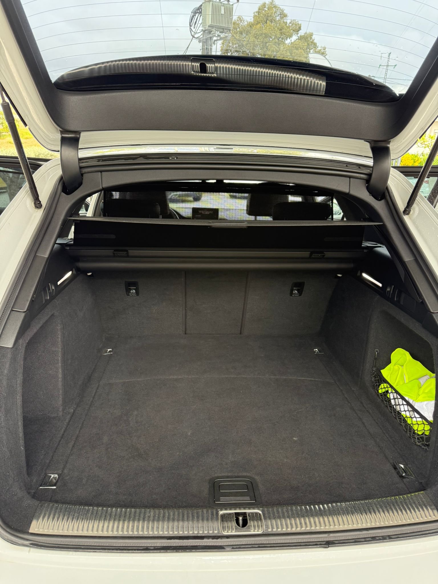 
								AUDI A4 2016 completo									