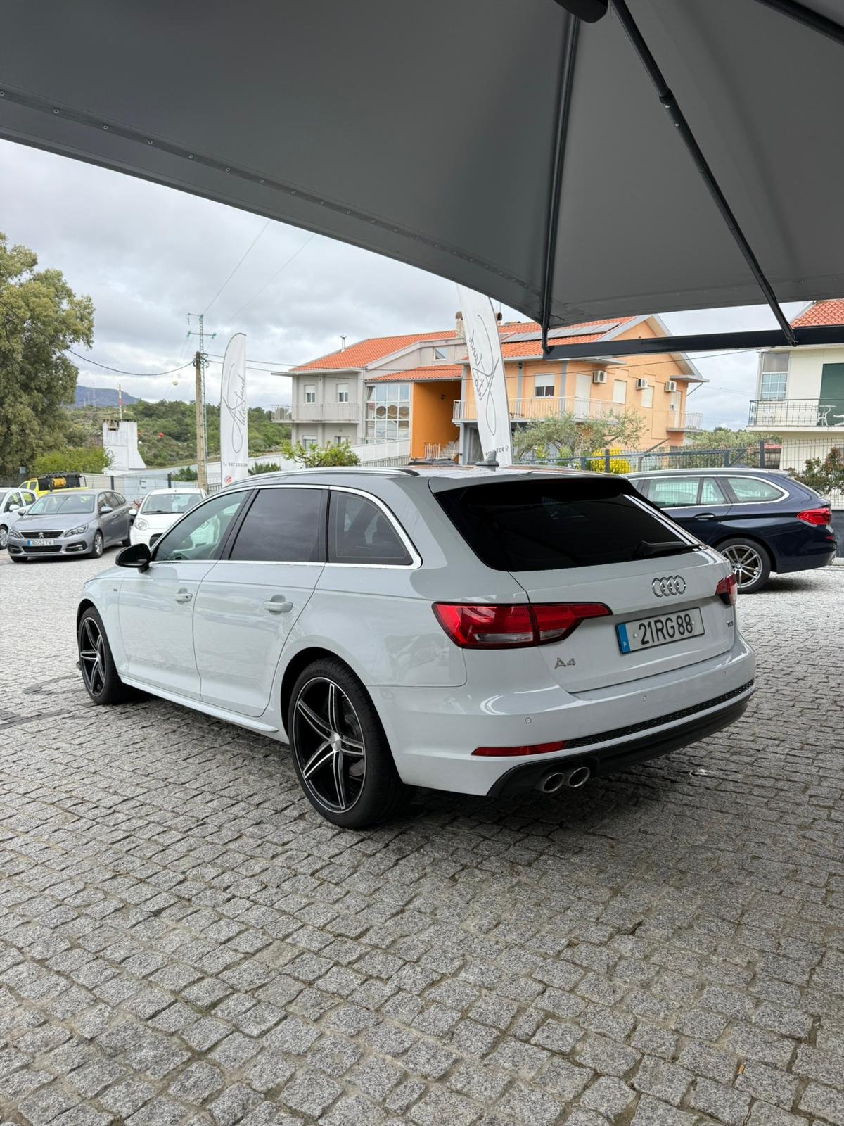 
								AUDI A4 2016 completo									