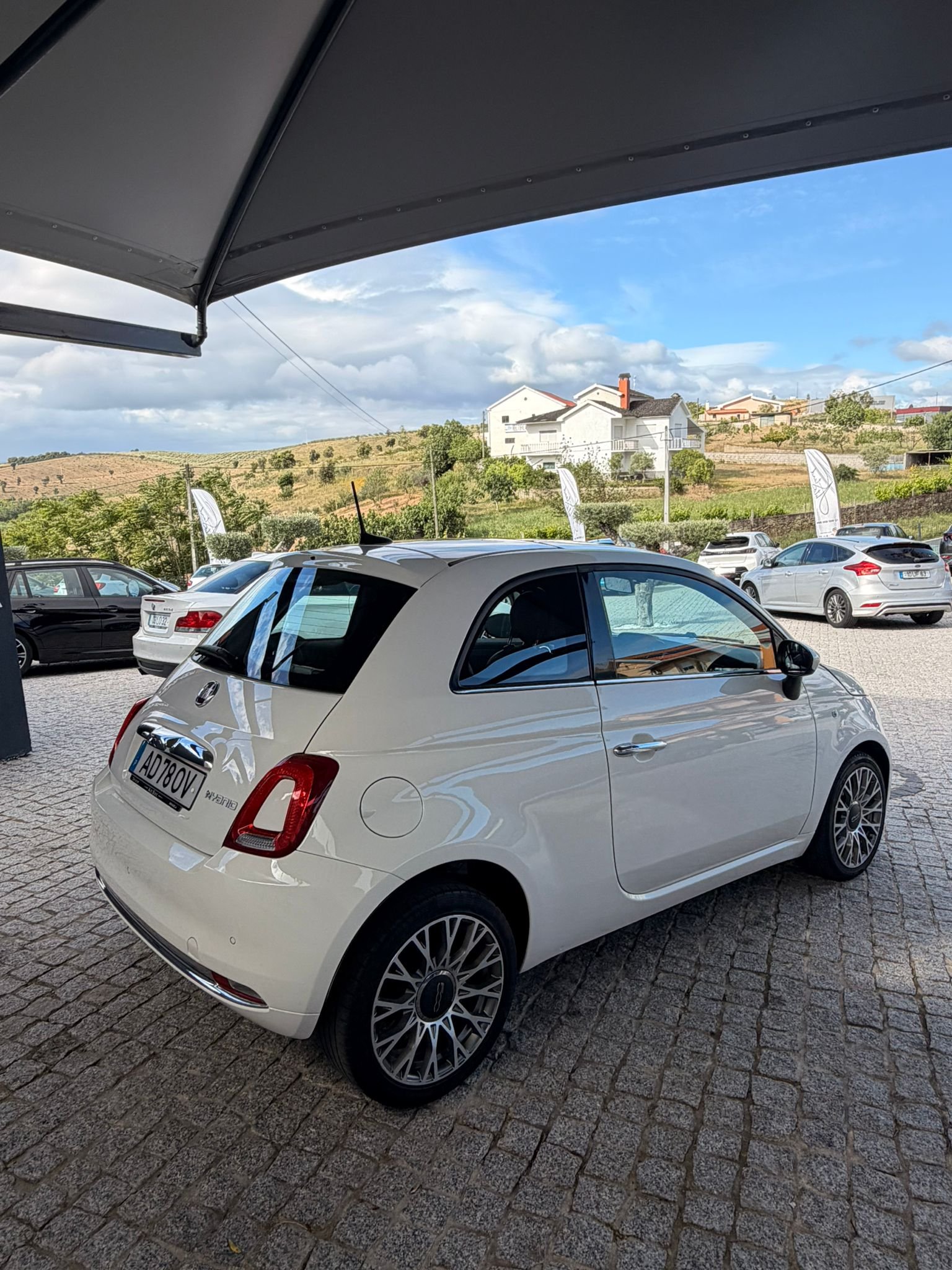 
								FIAT 500 HYBRID 2020 completo									