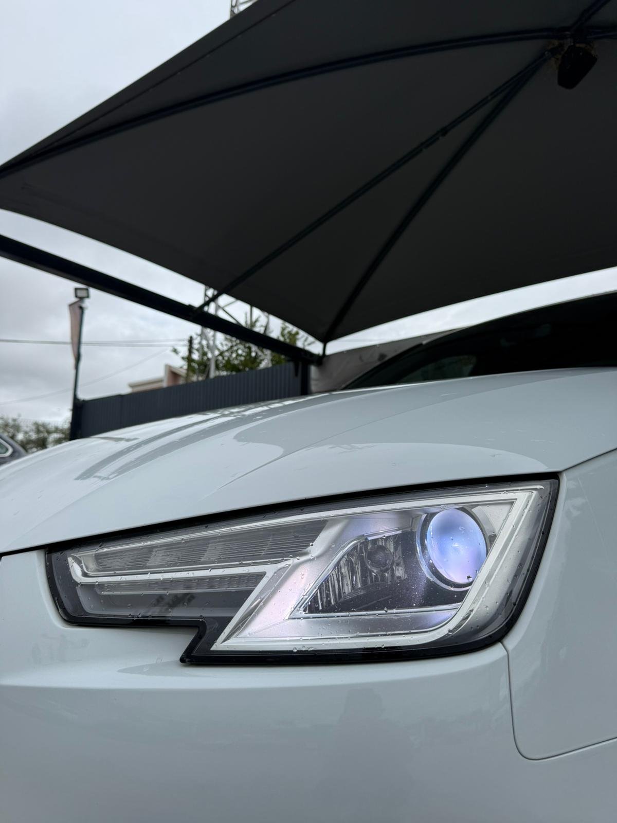 
								AUDI A4 2016 completo									