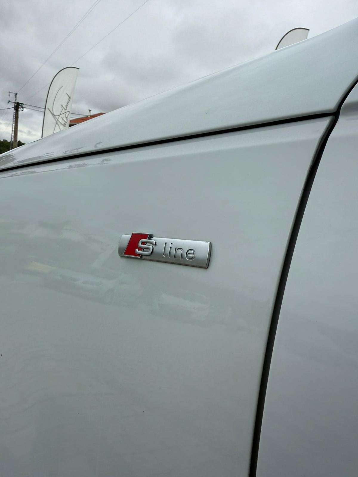 
								AUDI A4 2016 completo									