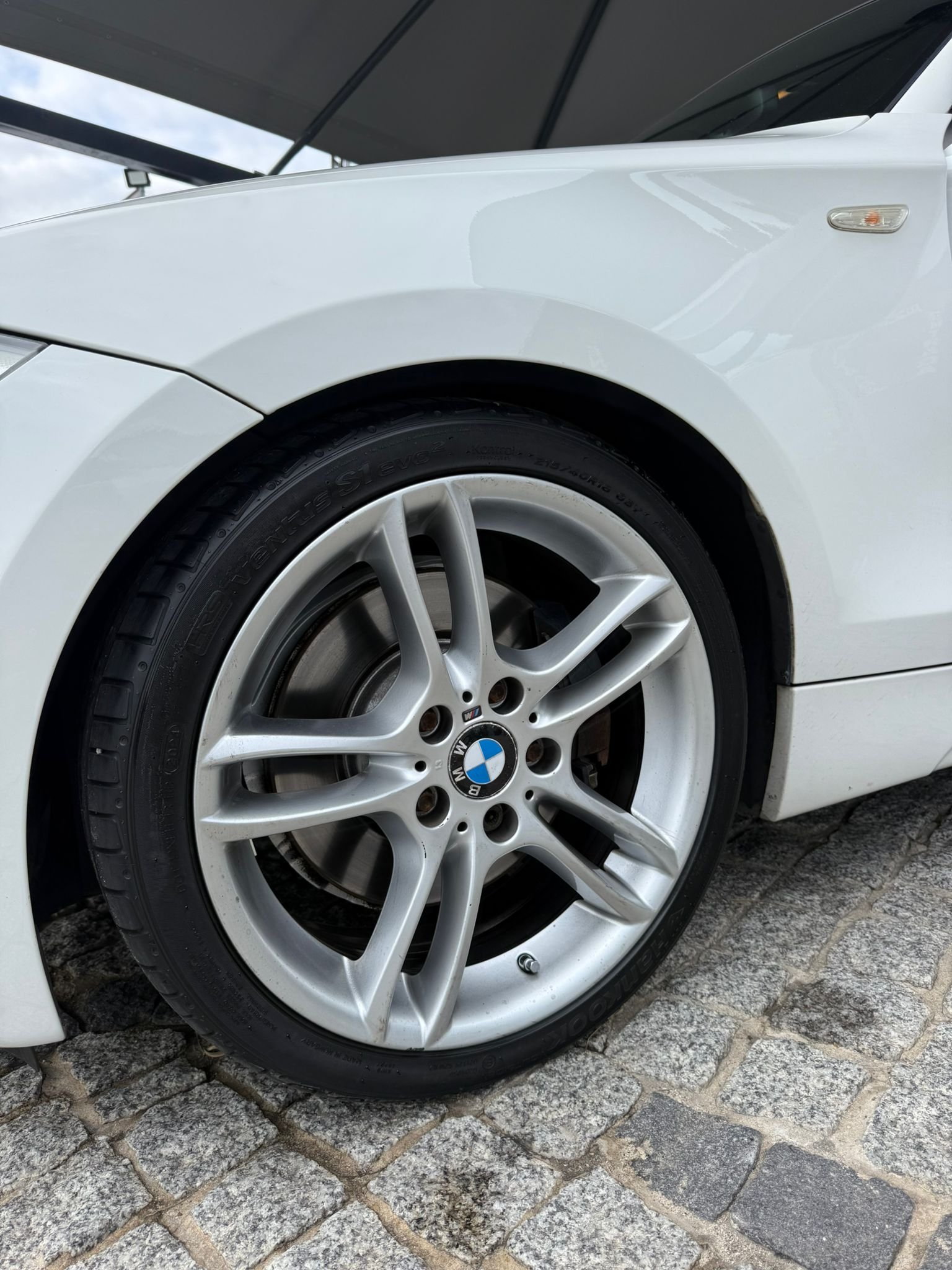 
								BMW 123D 2013 completo									