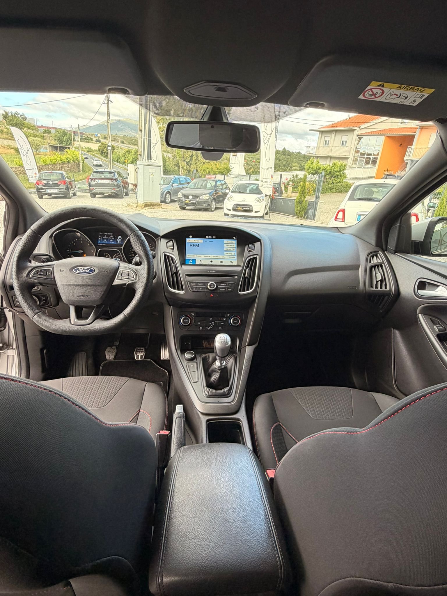 
								FORD FOCUS ST line 2018 completo									