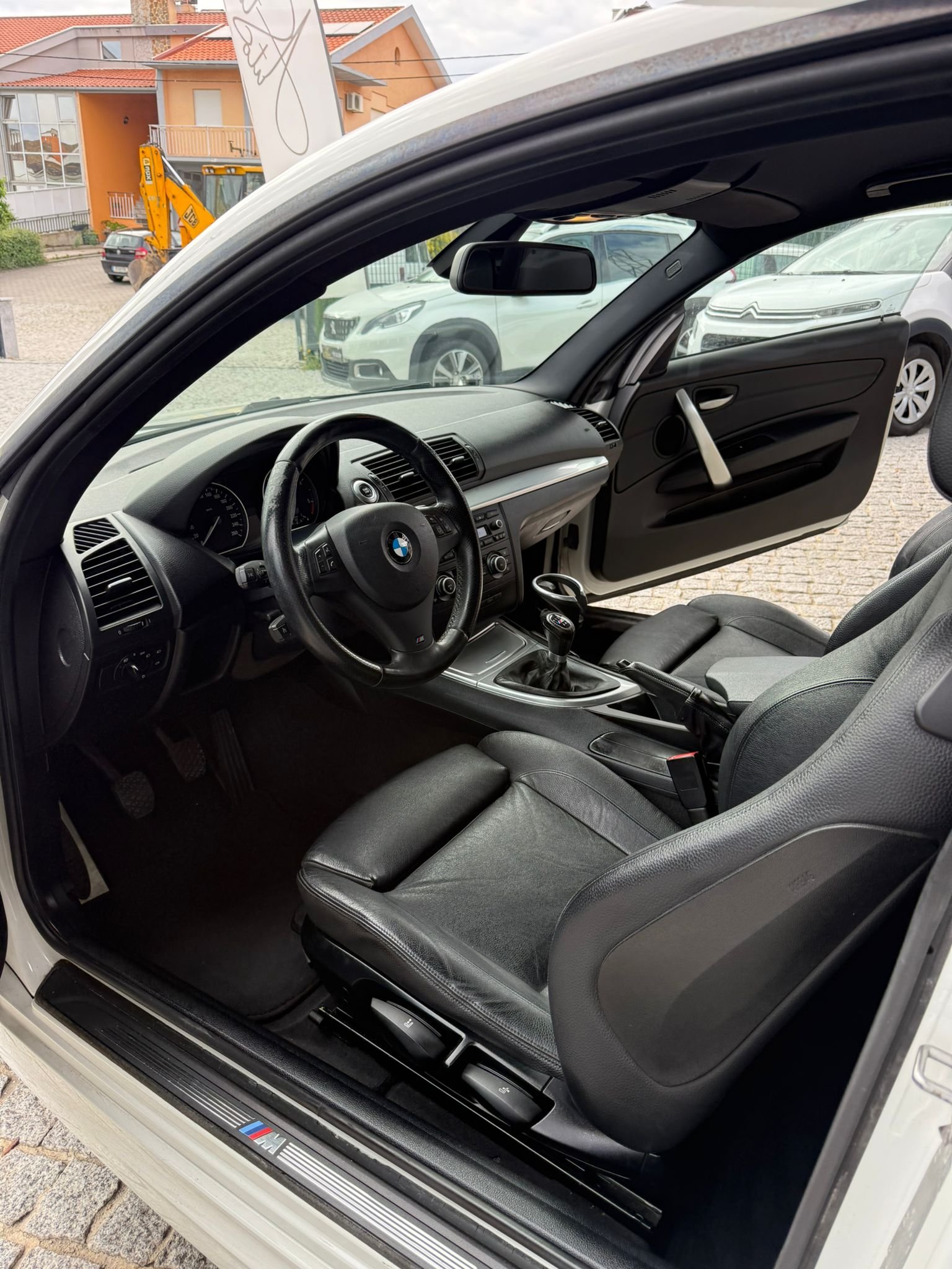
								BMW 123D 2013 completo									