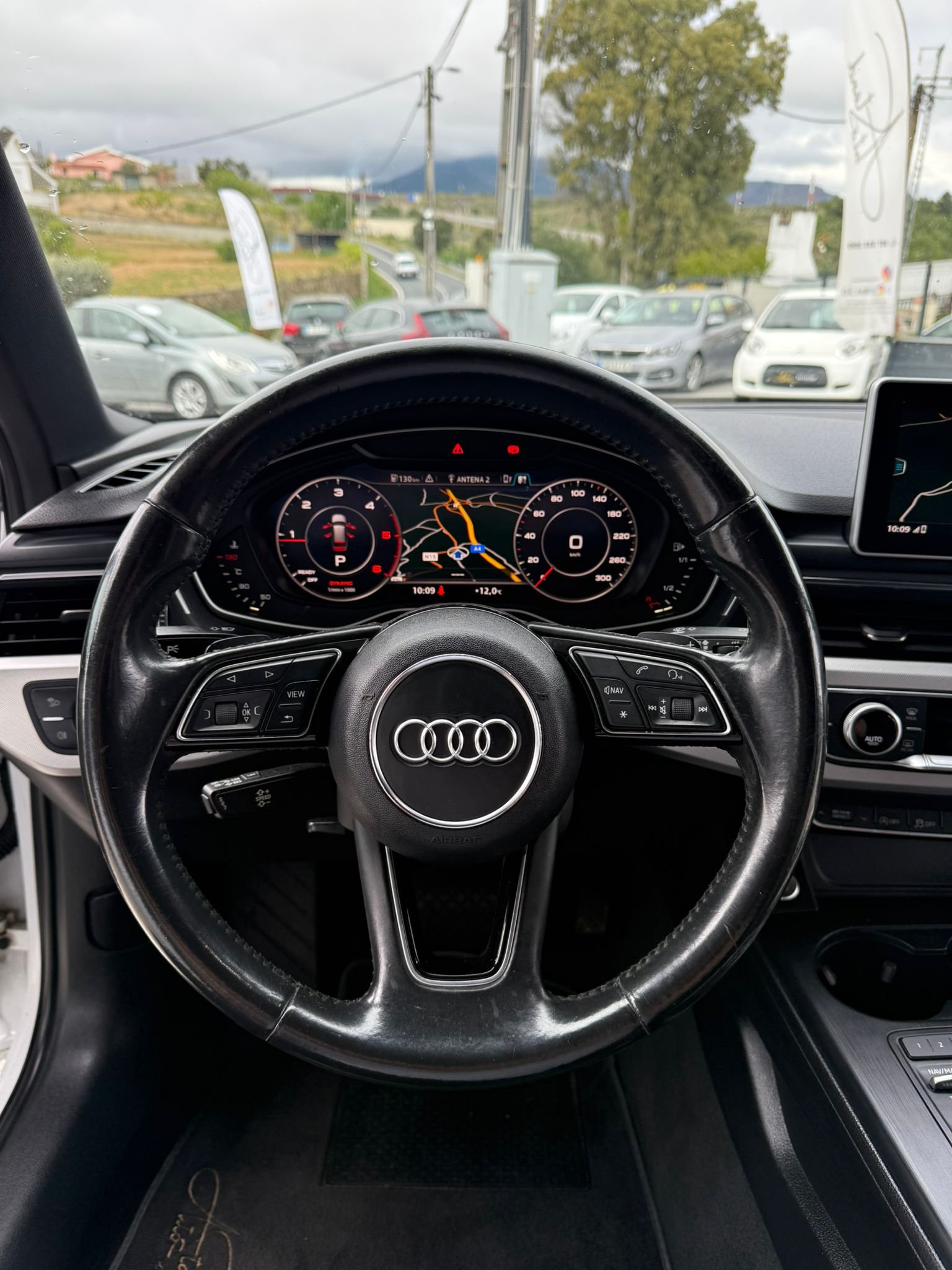 
								AUDI A4 2016 completo									