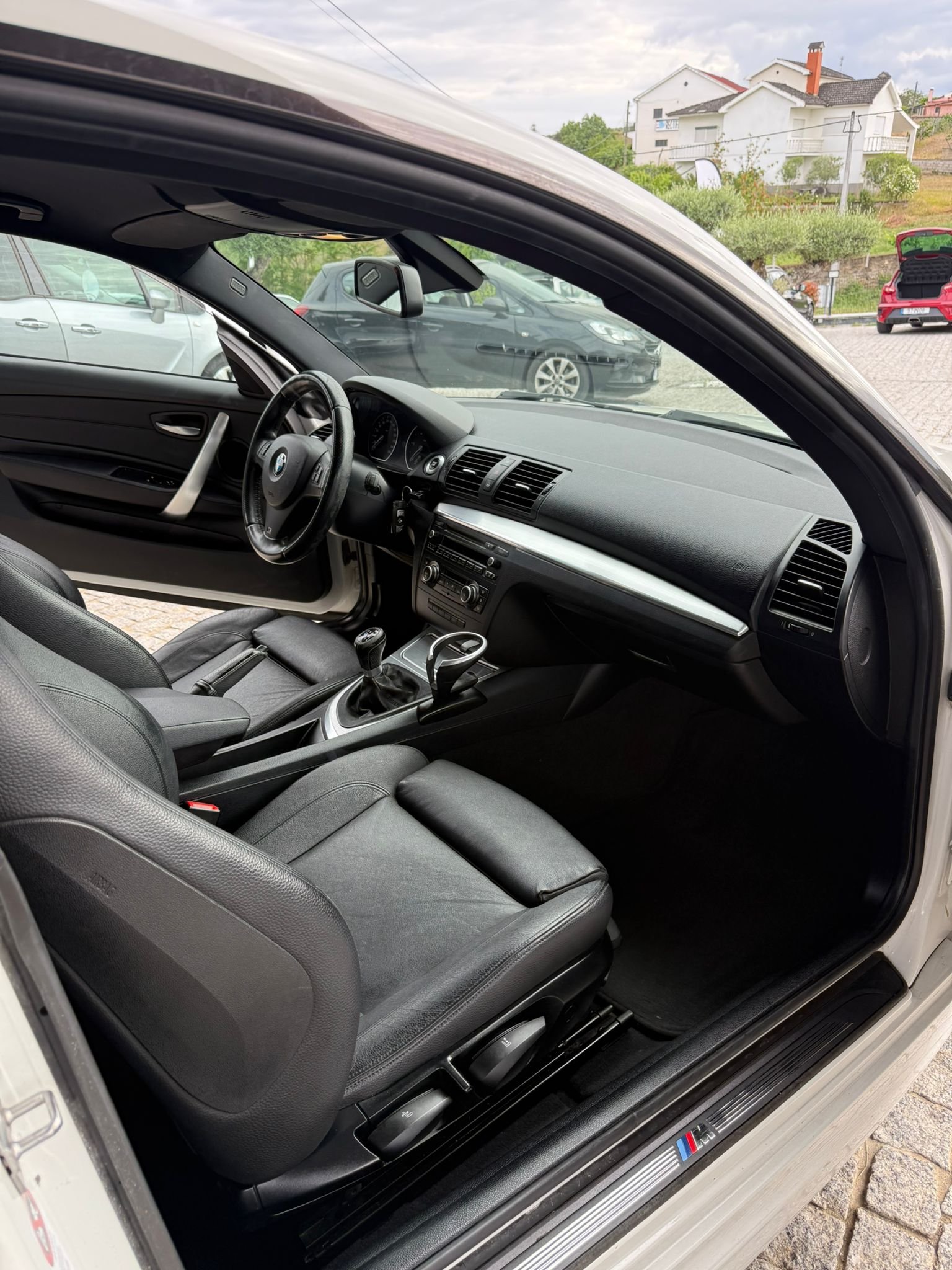 
								BMW 123D 2013 completo									