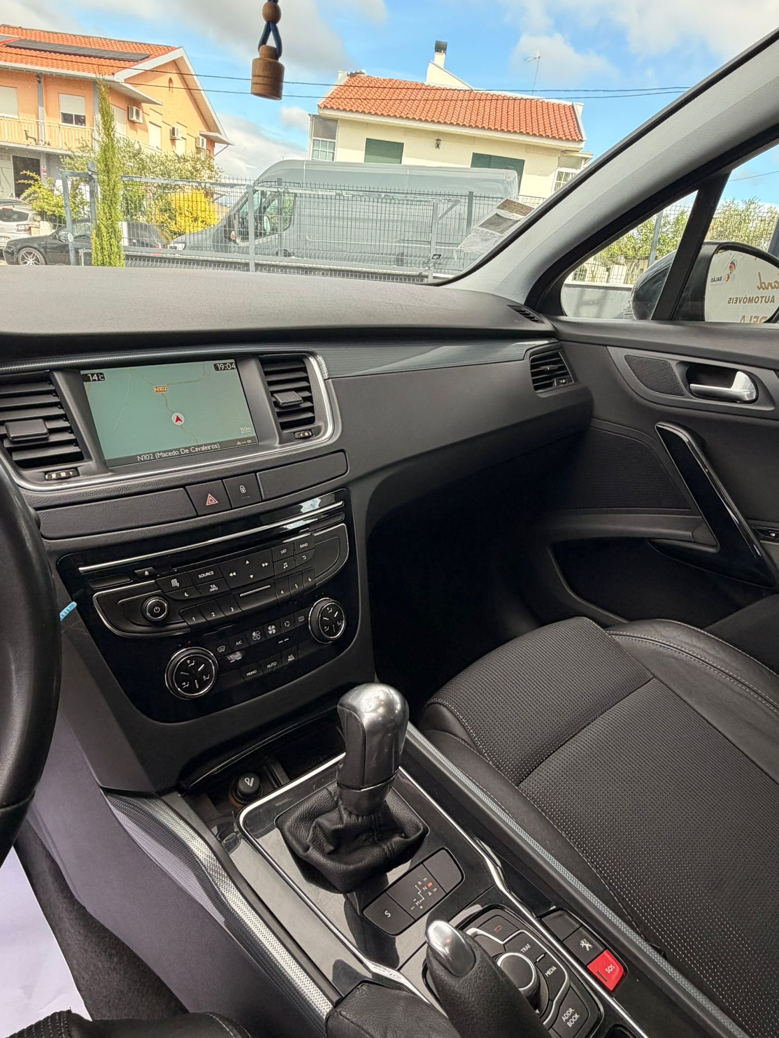 
								PEUGEOT 508 SW 2013 completo									